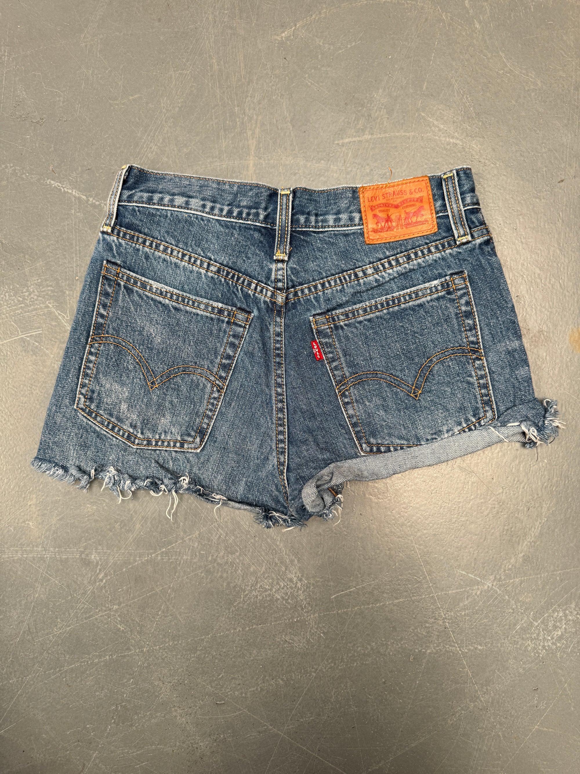 Vintage Ladies Levis Cut Off Denim Shorts - 90s Made - W 26 - SH299
