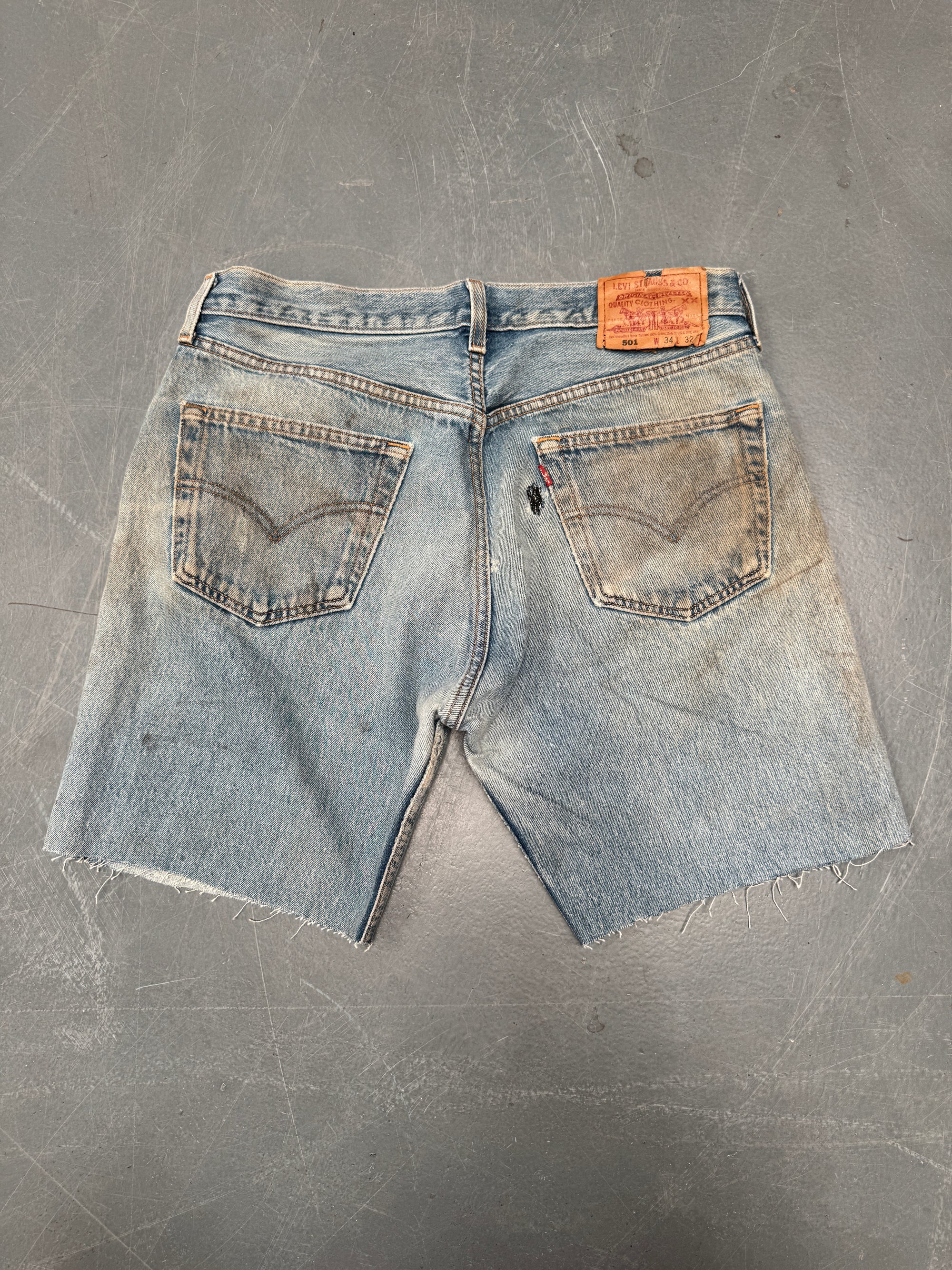 Vintage Ladies Levis Cut Off Denim Shorts - 90s Made - W 32 - SH314