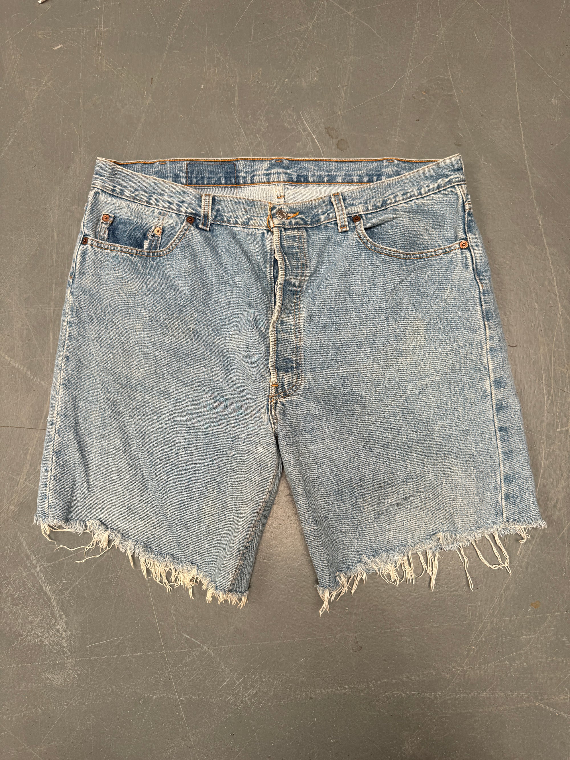 Vintage Ladies Levis Cut Off Denim Shorts - 90s Made - W 36 - SH316