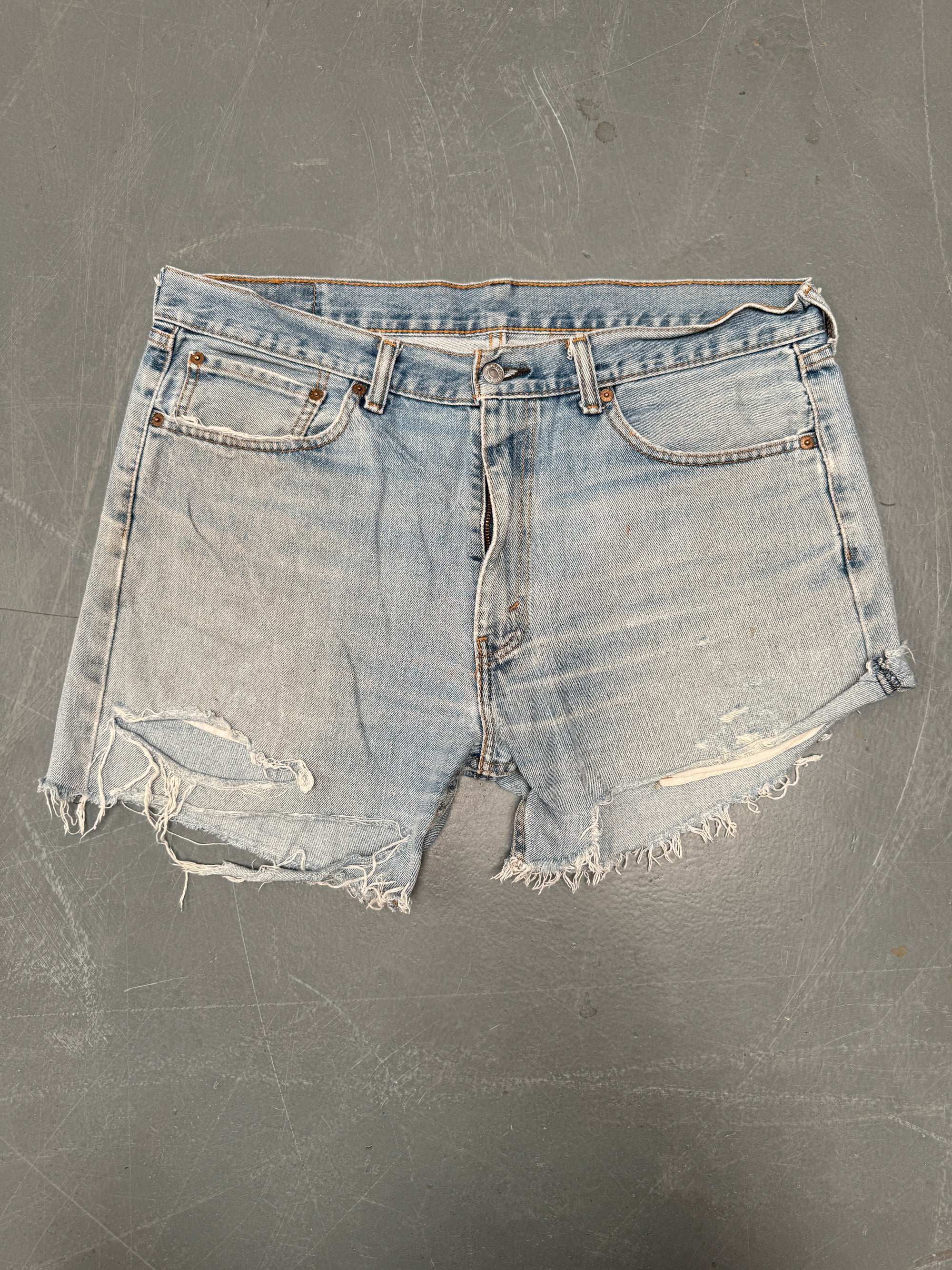 Vintage Ladies Levis Cut Off Denim Shorts - 90s Made - W 38 - SH331