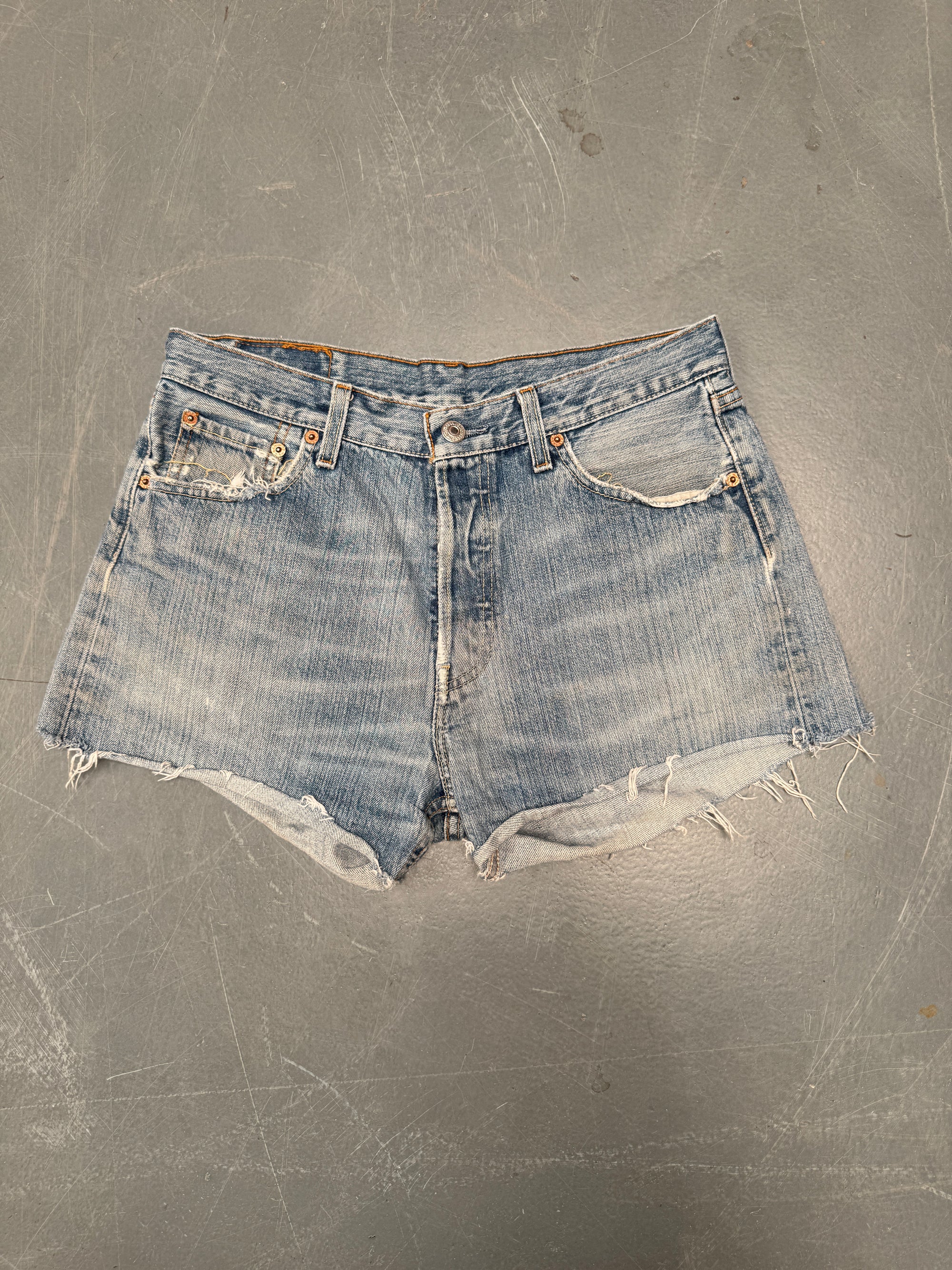 Vintage Ladies Levis Cut Off Denim Shorts - 90s Made - W 29 - SH334