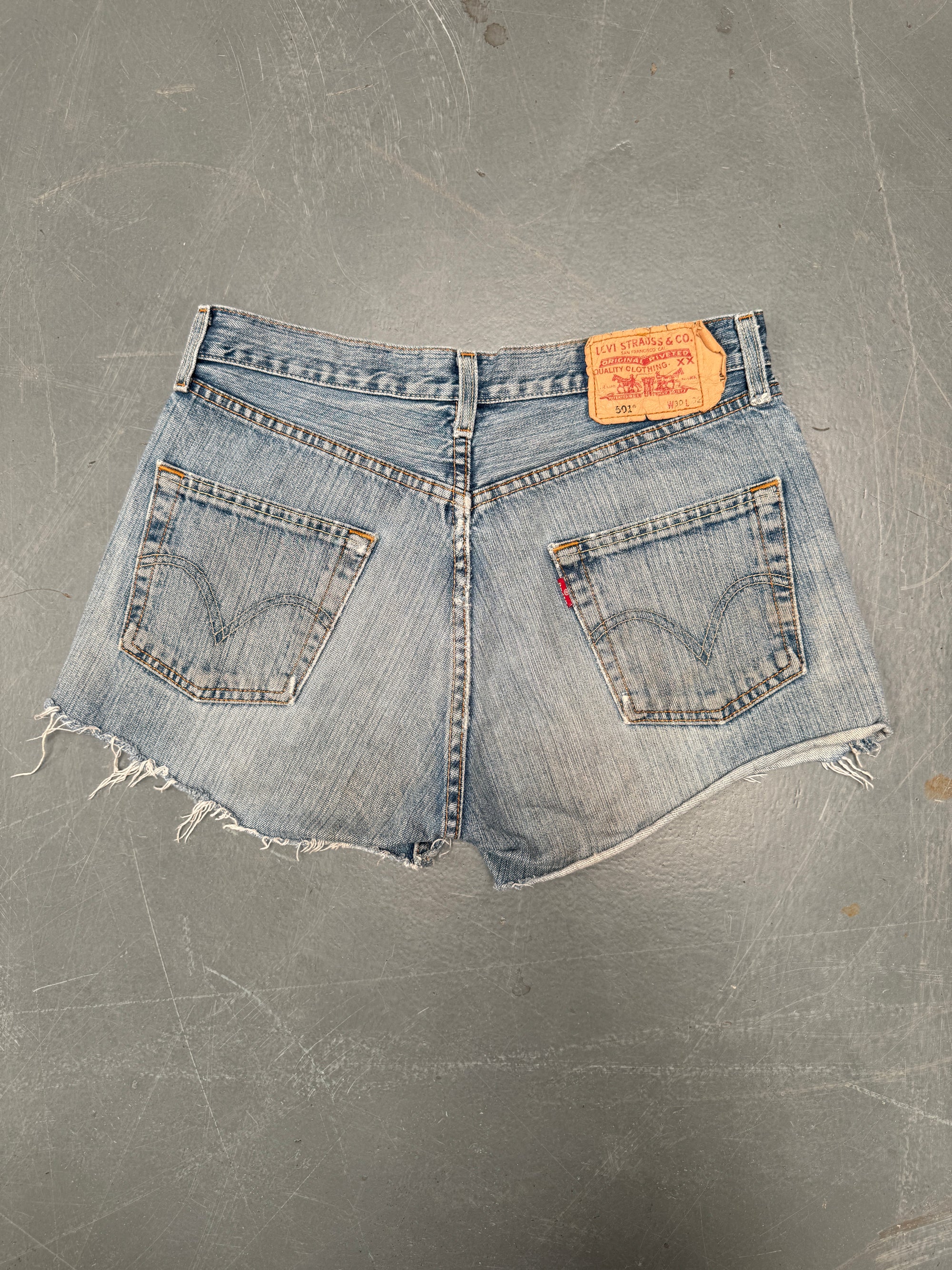 Vintage Ladies Levis Cut Off Denim Shorts - 90s Made - W 29 - SH334