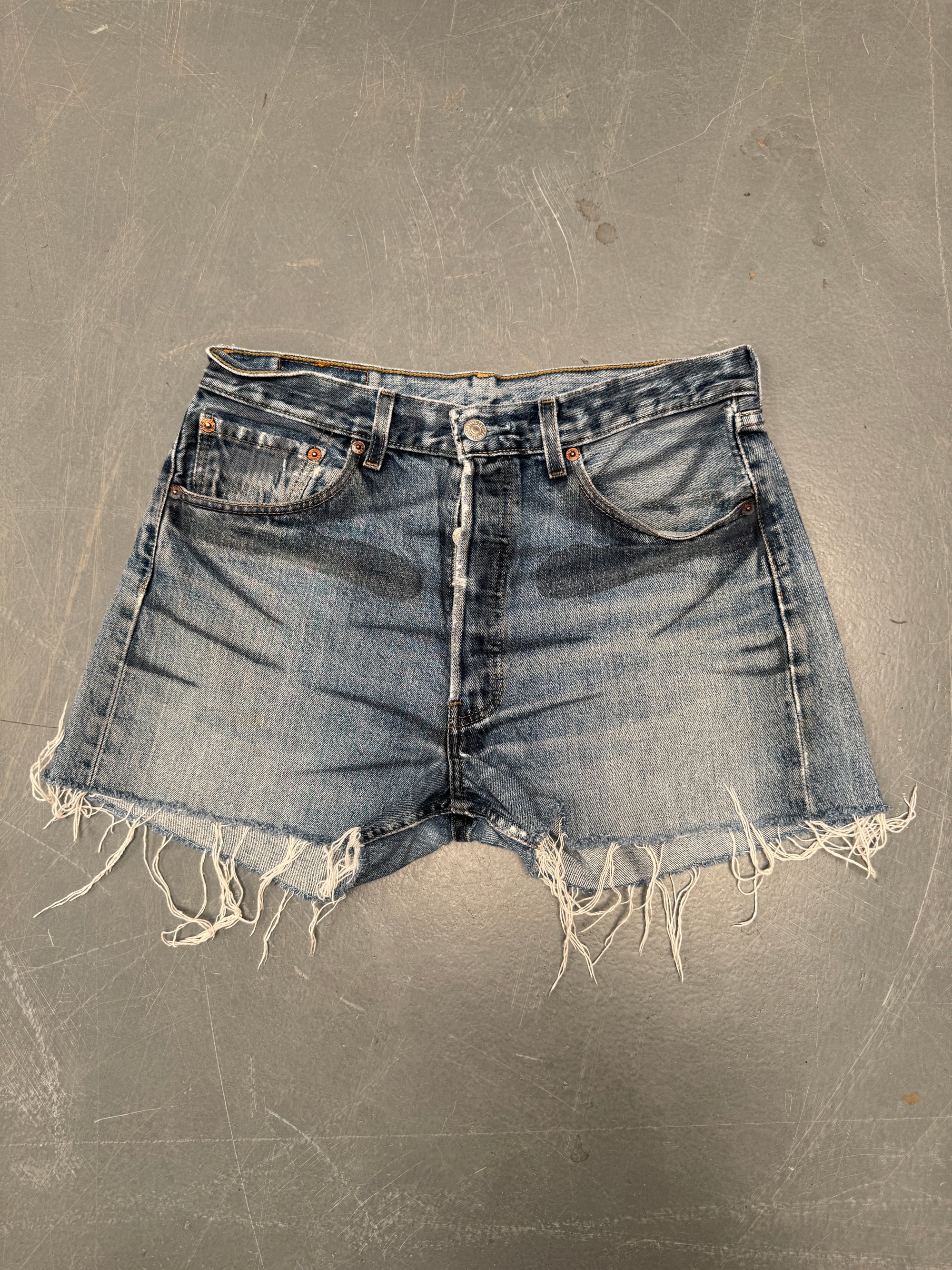 Vintage Ladies Levis Cut Off Denim Shorts - 90s Made - W 30 - SH335