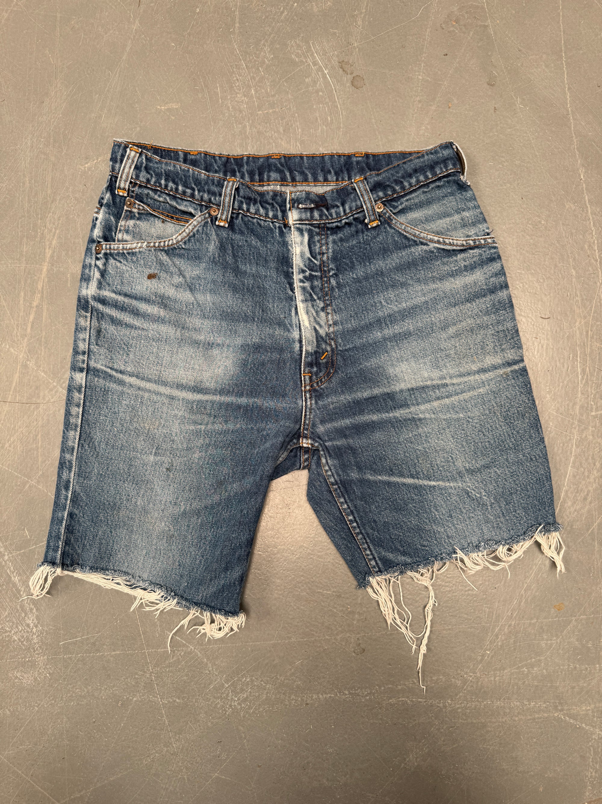 Vintage Ladies Levis Cut Off Denim Shorts - 90s Made - W 30 - SH337