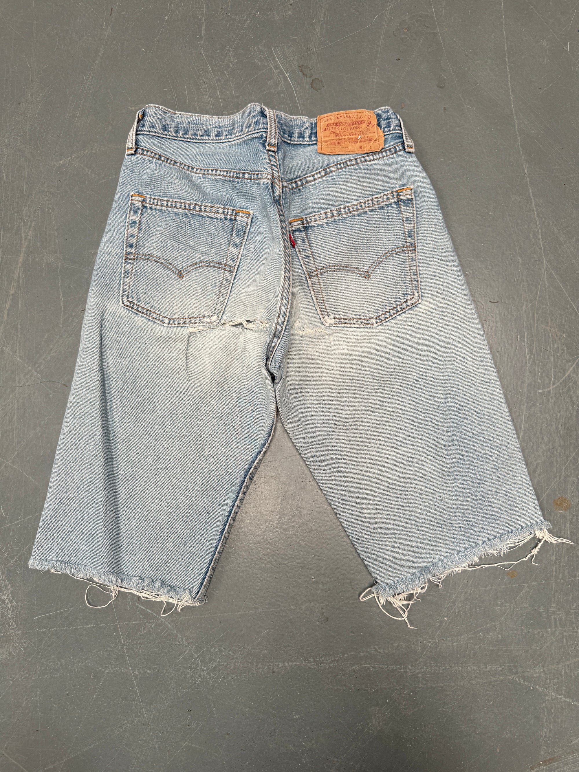 Vintage Ladies Levis Cut Off Denim Shorts - 90s Made - W 26 - SH344