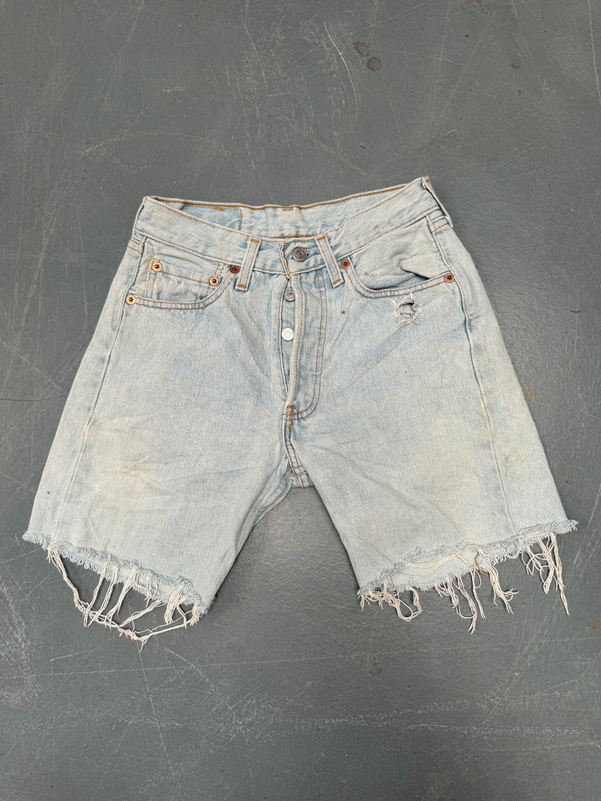 Vintage Ladies Levis Cut Off Denim Shorts - 90s Made - W 24 - SH349