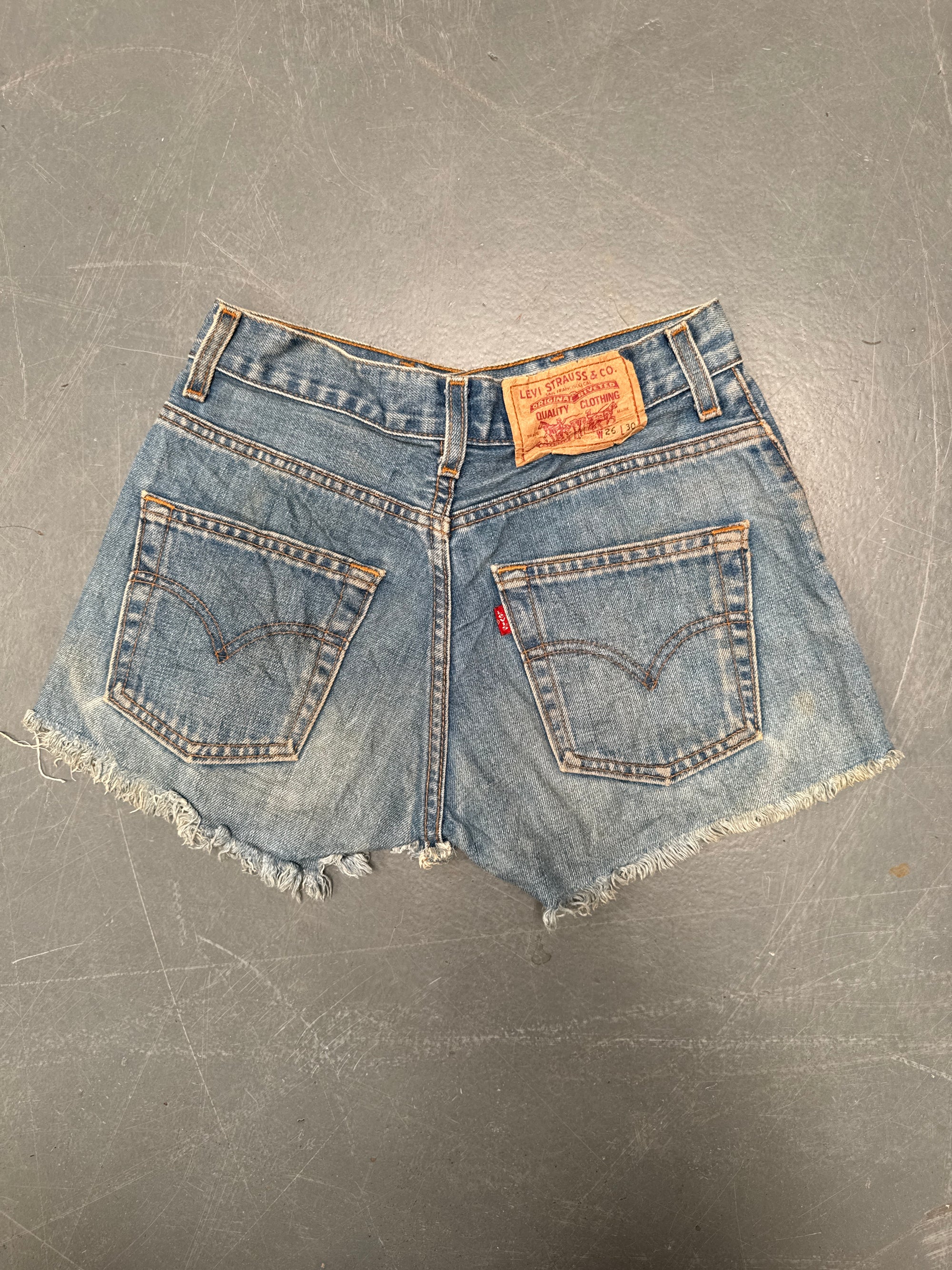 Vintage Ladies Levis Cut Off Denim Shorts - 90s Made - W 24 - SH356
