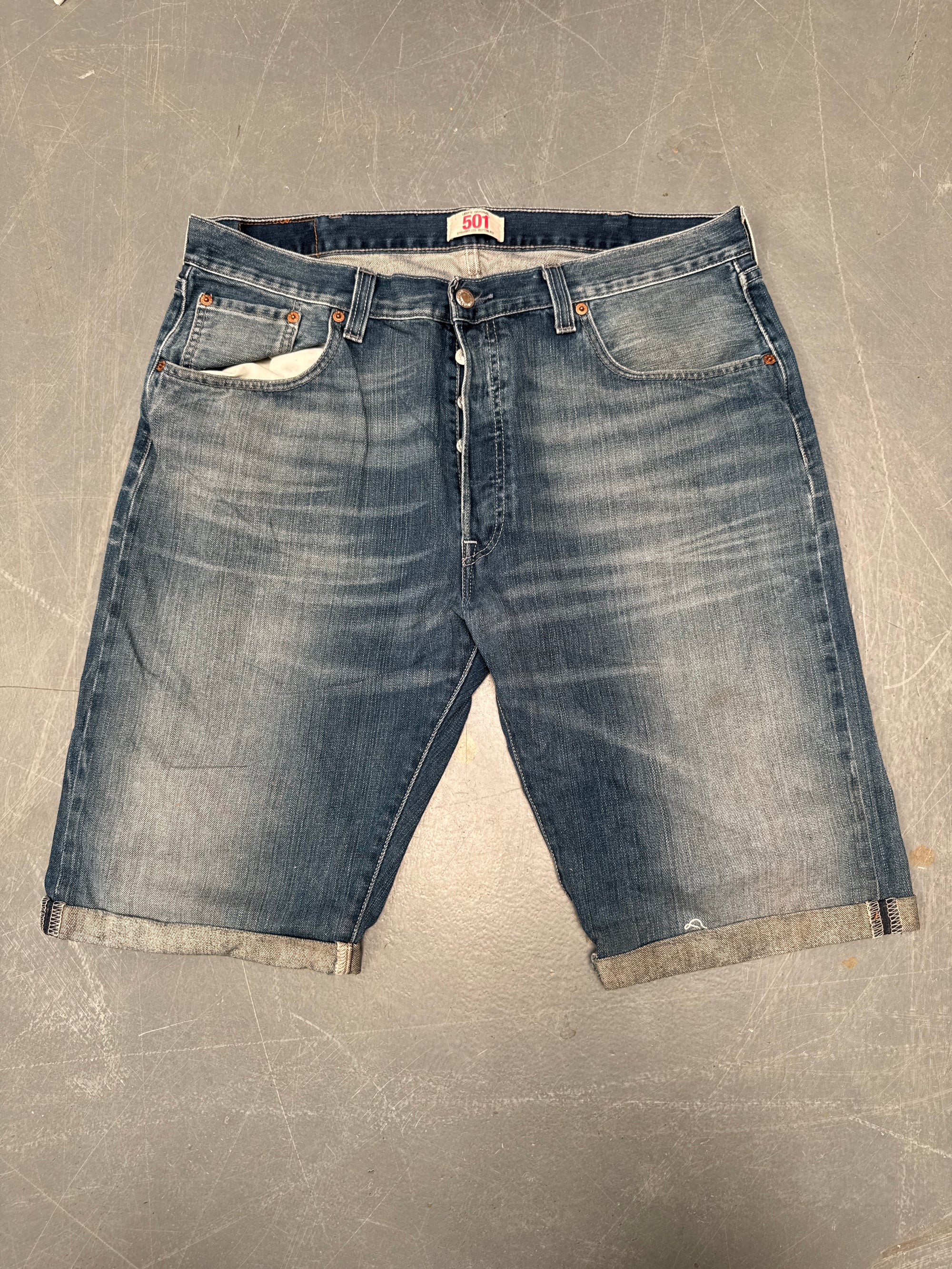 Vintage Ladies Levis Cut Off Denim Shorts - 90s Made - W 35 - SH358