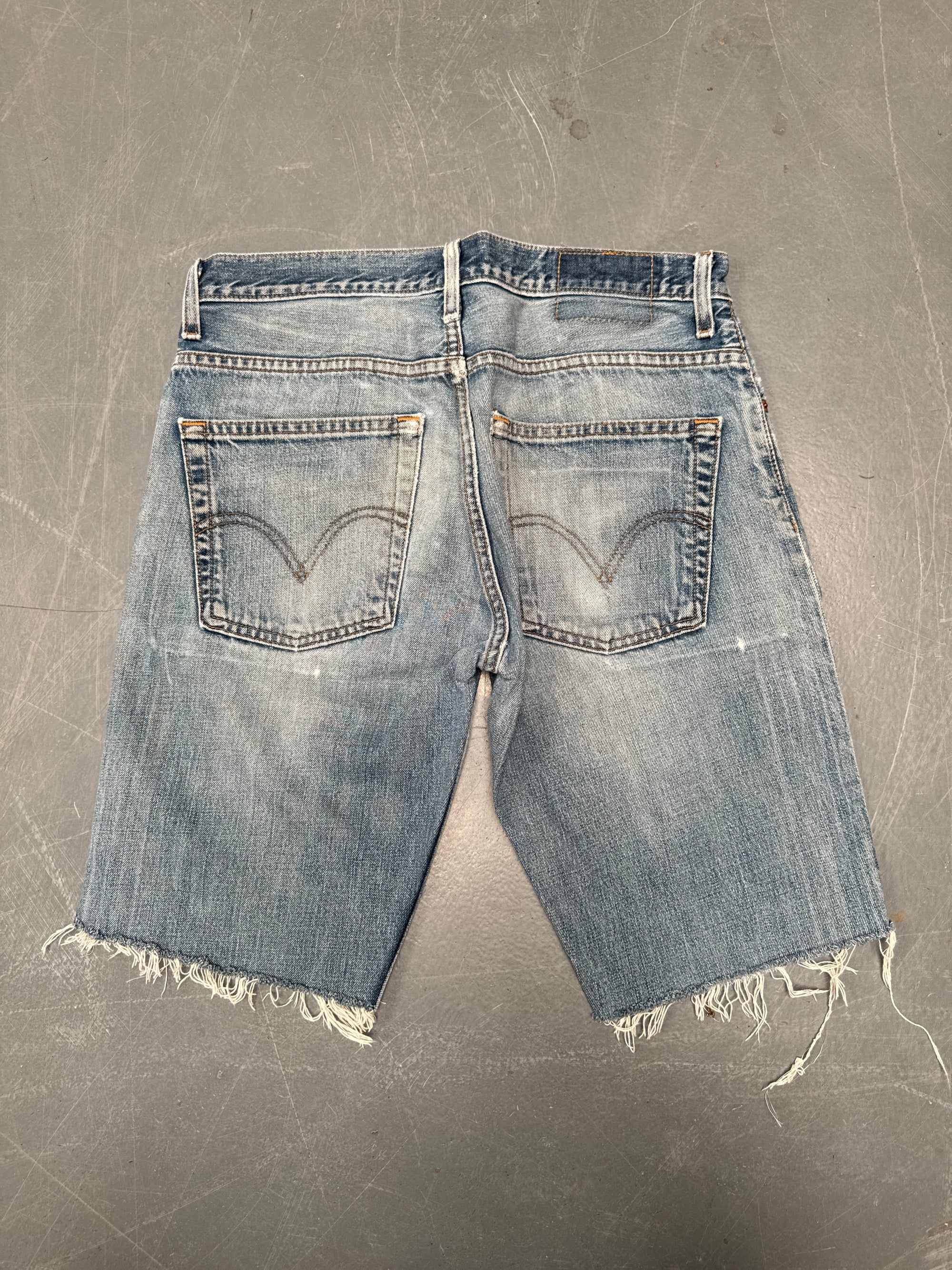 Vintage Ladies Levis Cut Off Denim Shorts - 90s Made - W 32 - SH360