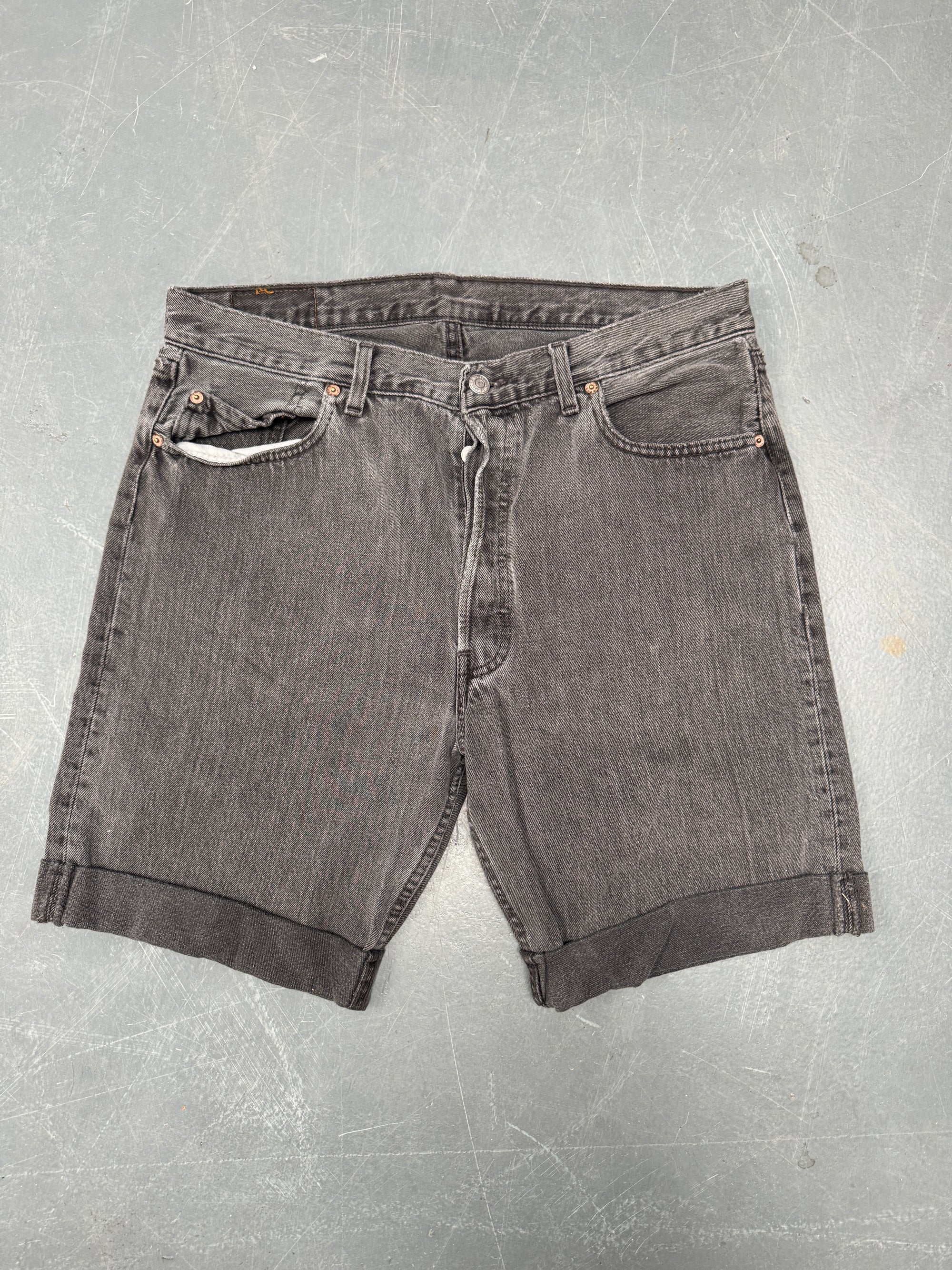 Vintage Ladies Levis Cut Off Denim Shorts - 90s Made - W 34 - SH361