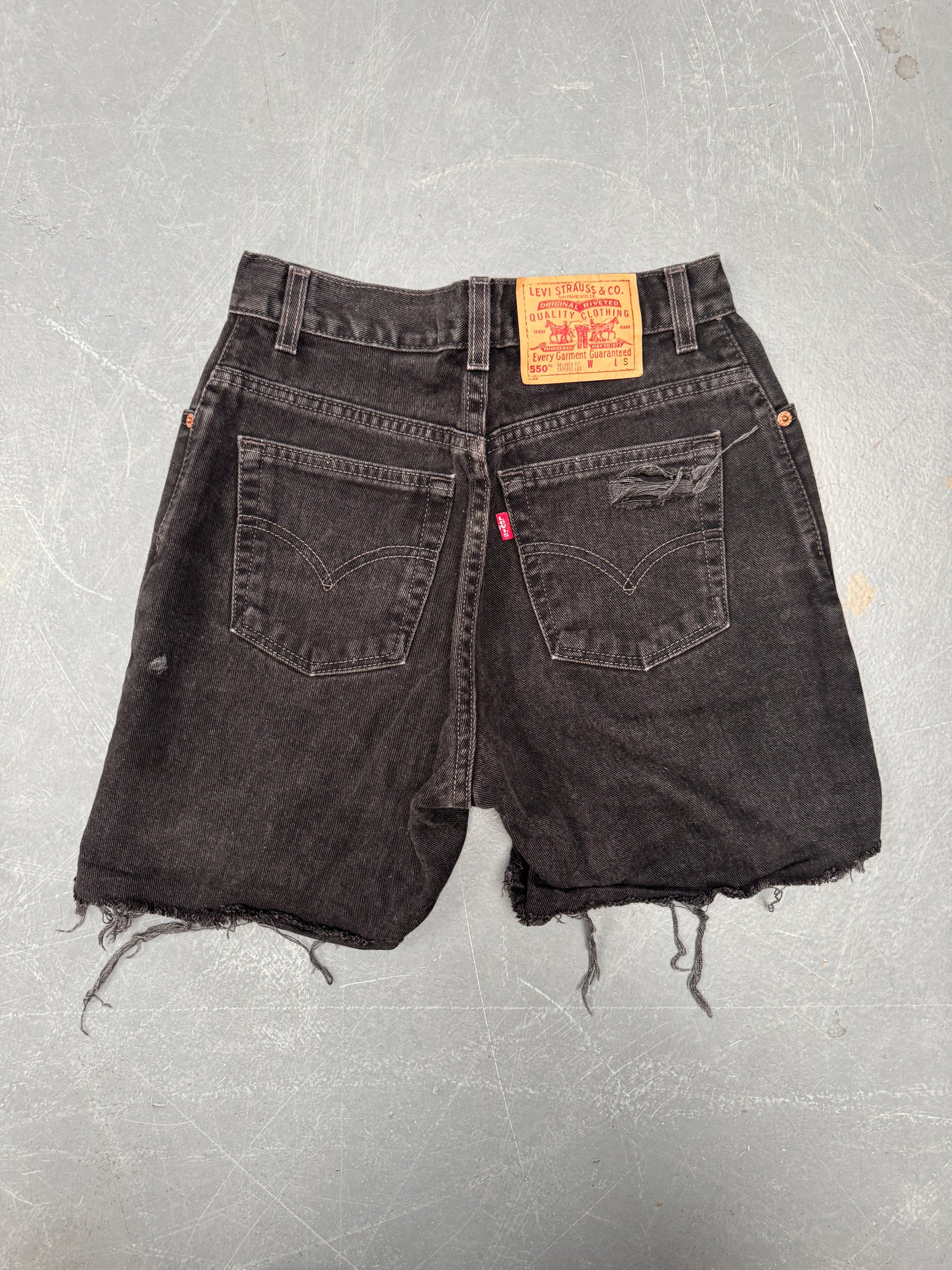 Vintage Ladies Levis Cut Off Denim Shorts - 90s Made - W 27 - SH364