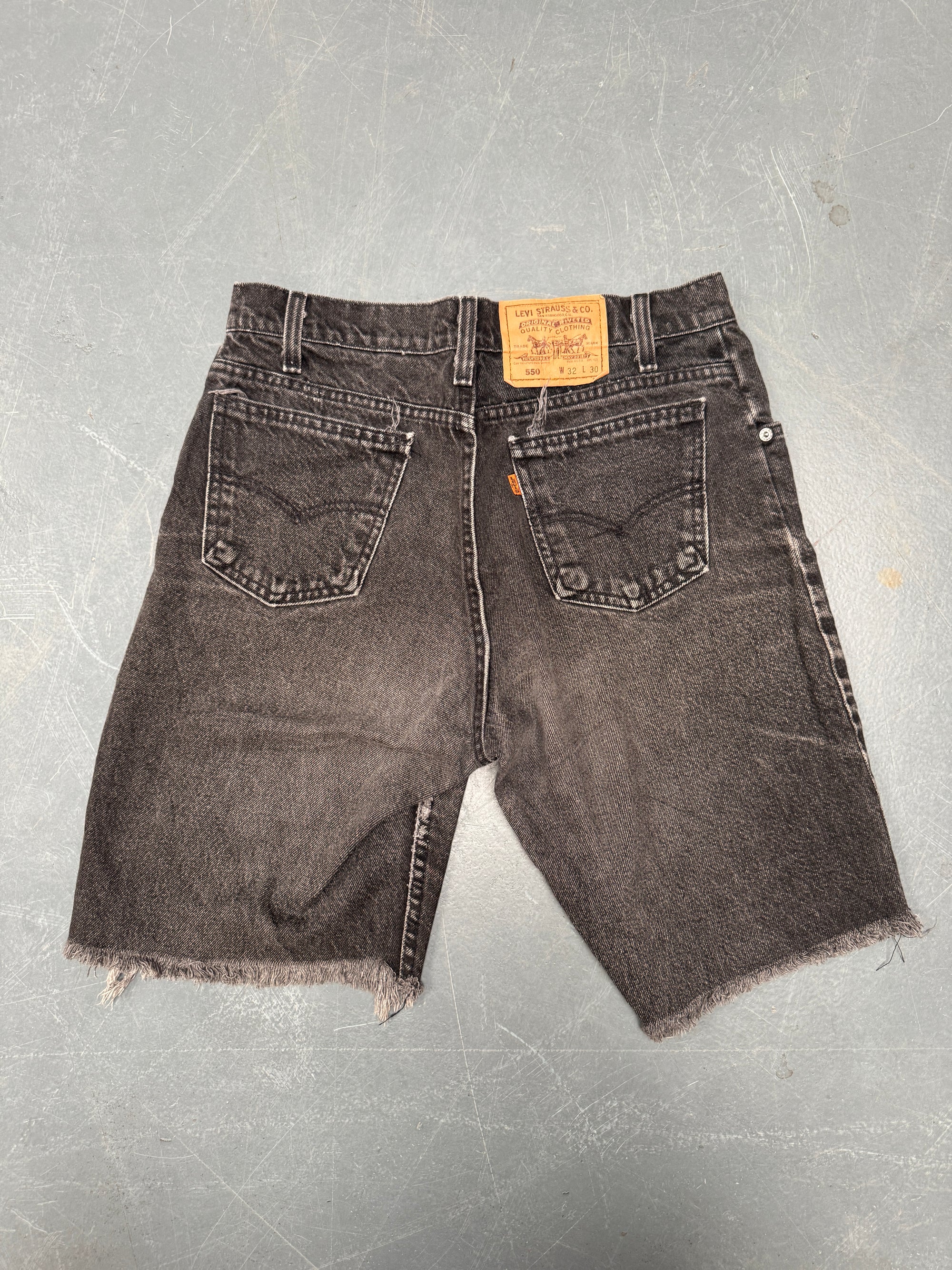 Vintage Ladies Levis Cut Off Denim Shorts - 90s Made - W 30 - SH372