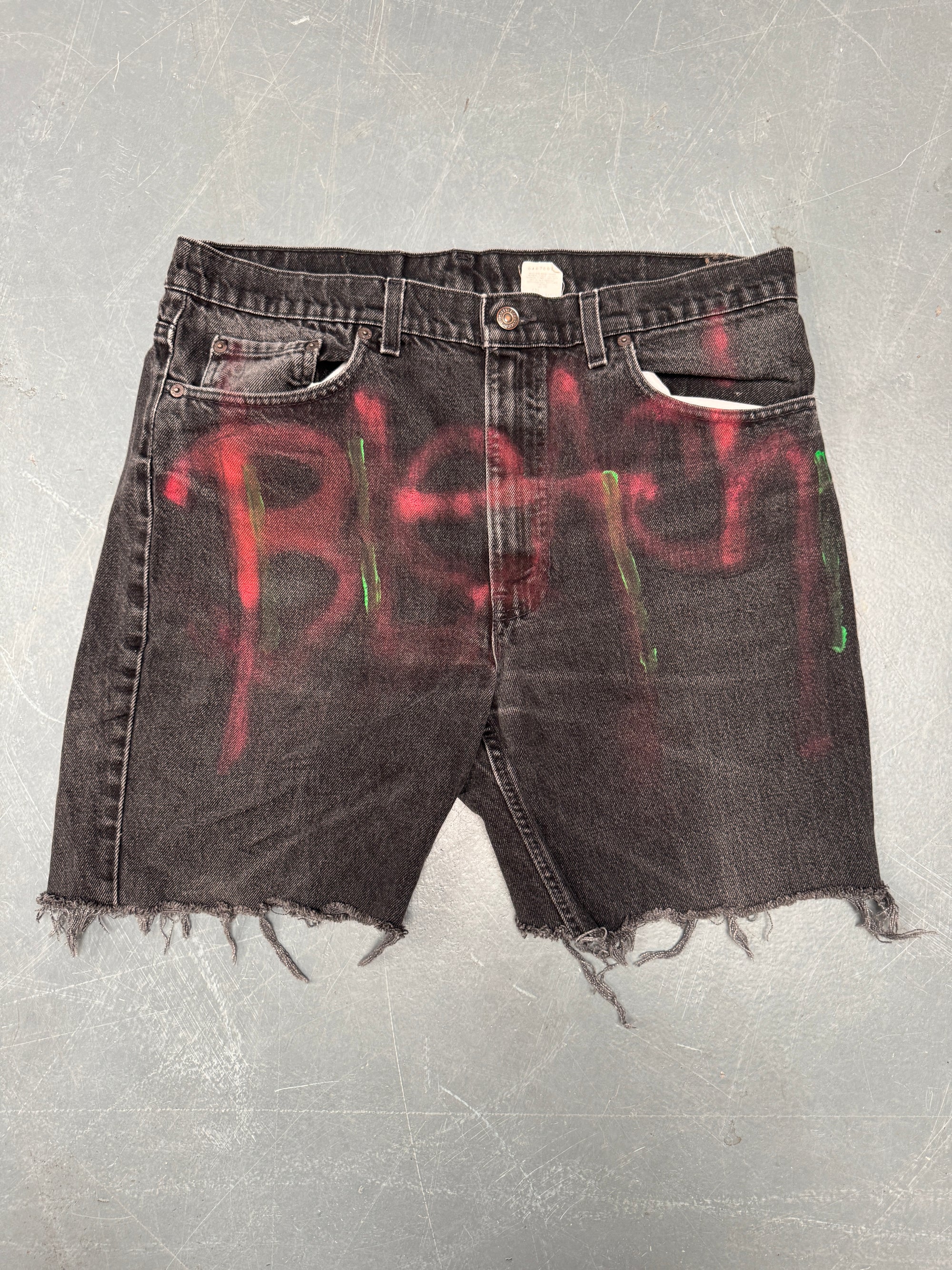 Vintage Ladies Levis Cut Off Denim Shorts - 90s Made - W 36 - SH397