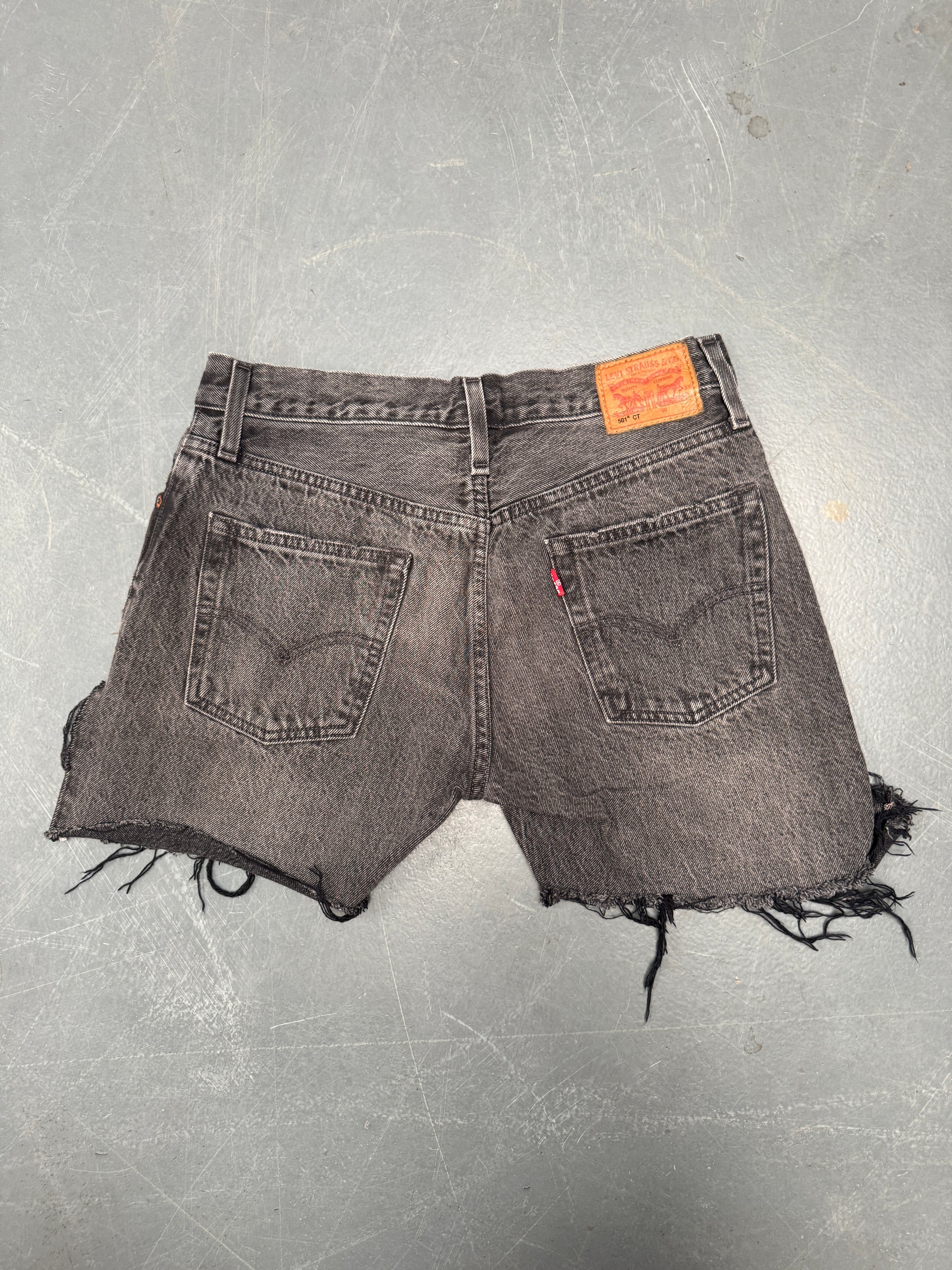 Vintage Ladies Levis Cut Off Denim Shorts - 90s Made - W 28 - SH399