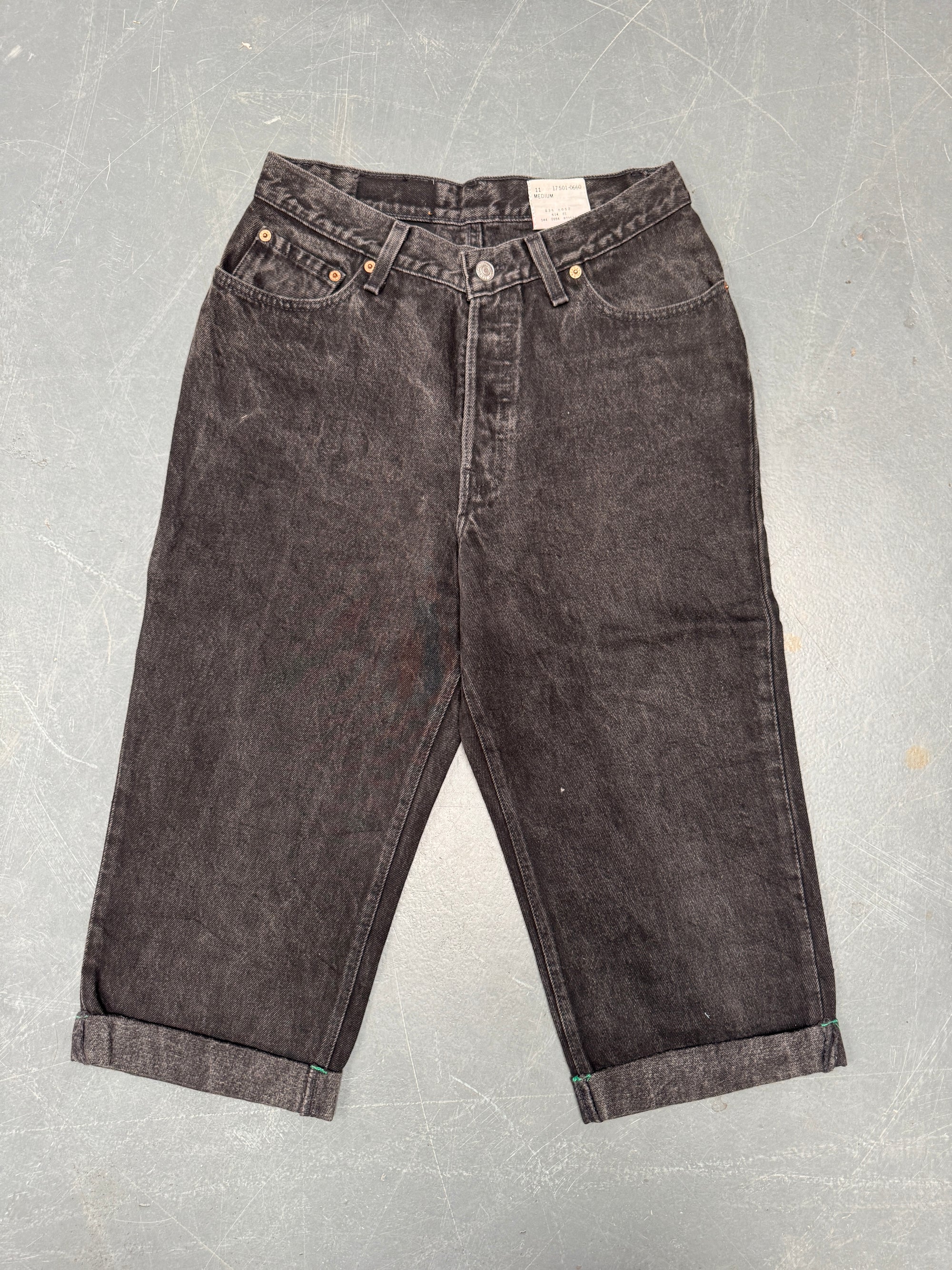 Vintage Ladies Levis Cut Off Denim Shorts - 90s Made - W 26 - SH401