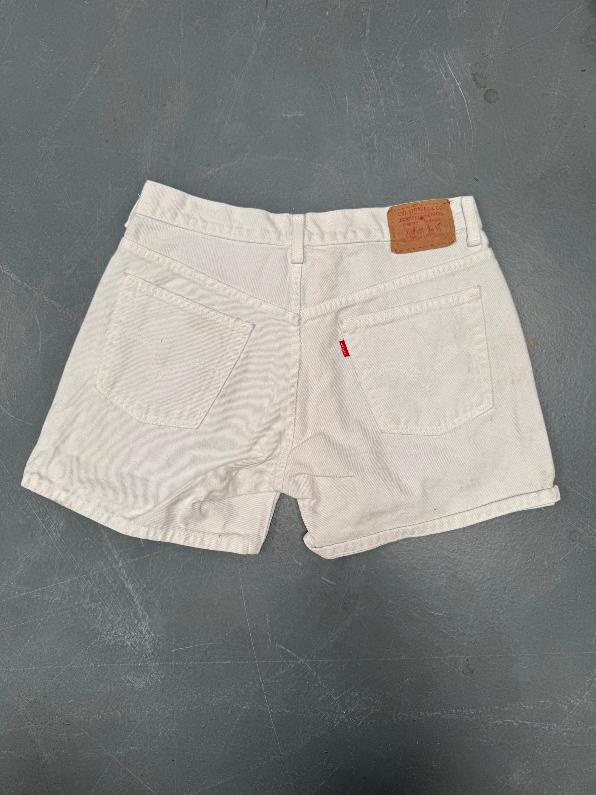Vintage Ladies Levis Cut Off Denim Shorts - 90s Made - W 29 - SH403