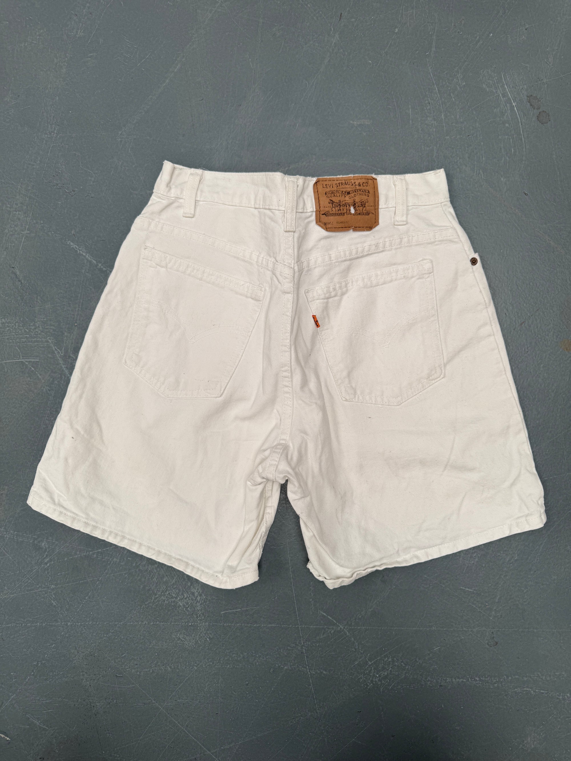 Vintage Ladies Levis Cut Off Denim Shorts - 90s Made - W 30 - SH405