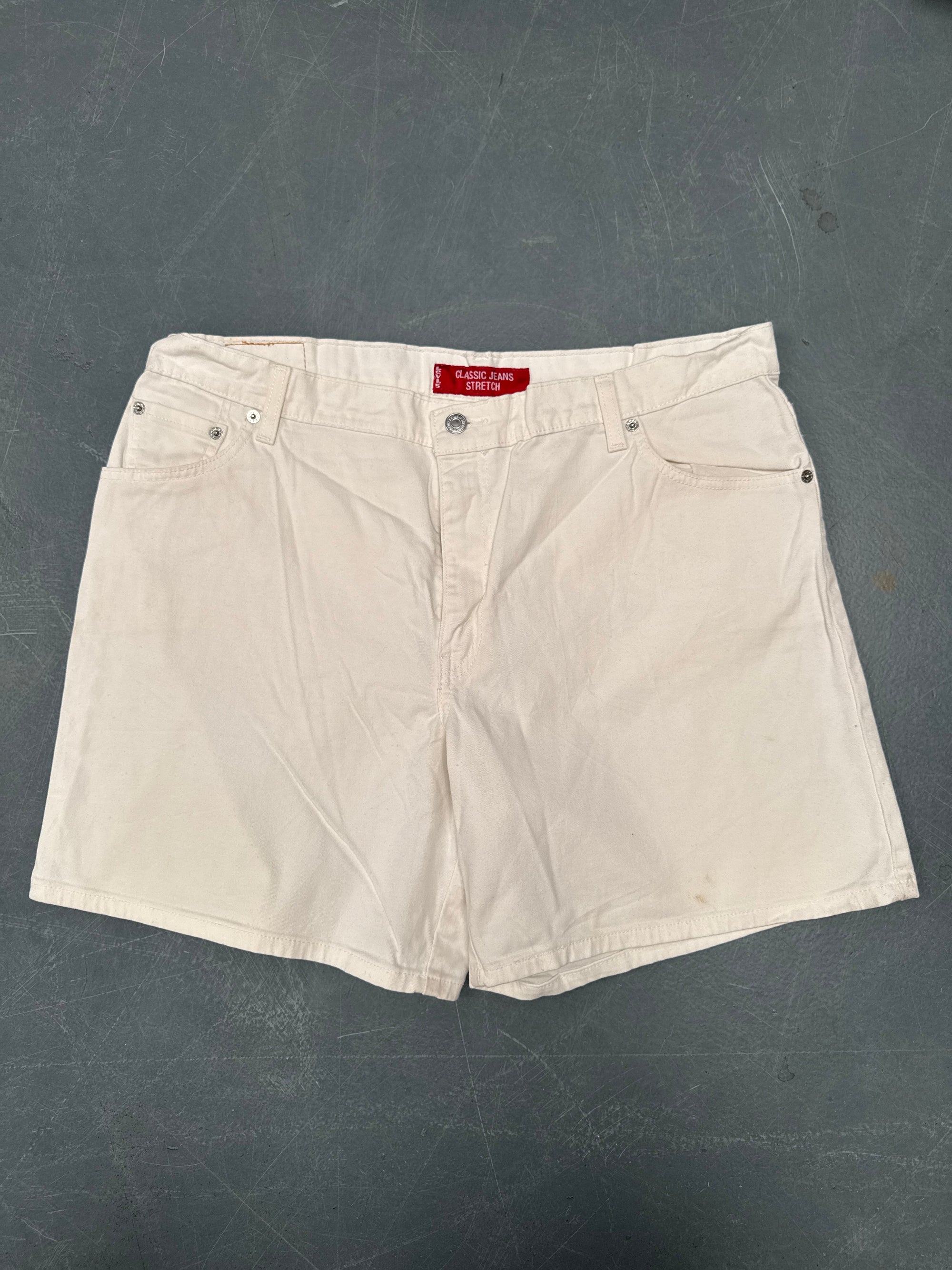 Vintage Ladies Levis Cut Off Denim Shorts - 90s Made - W 38 - SH410