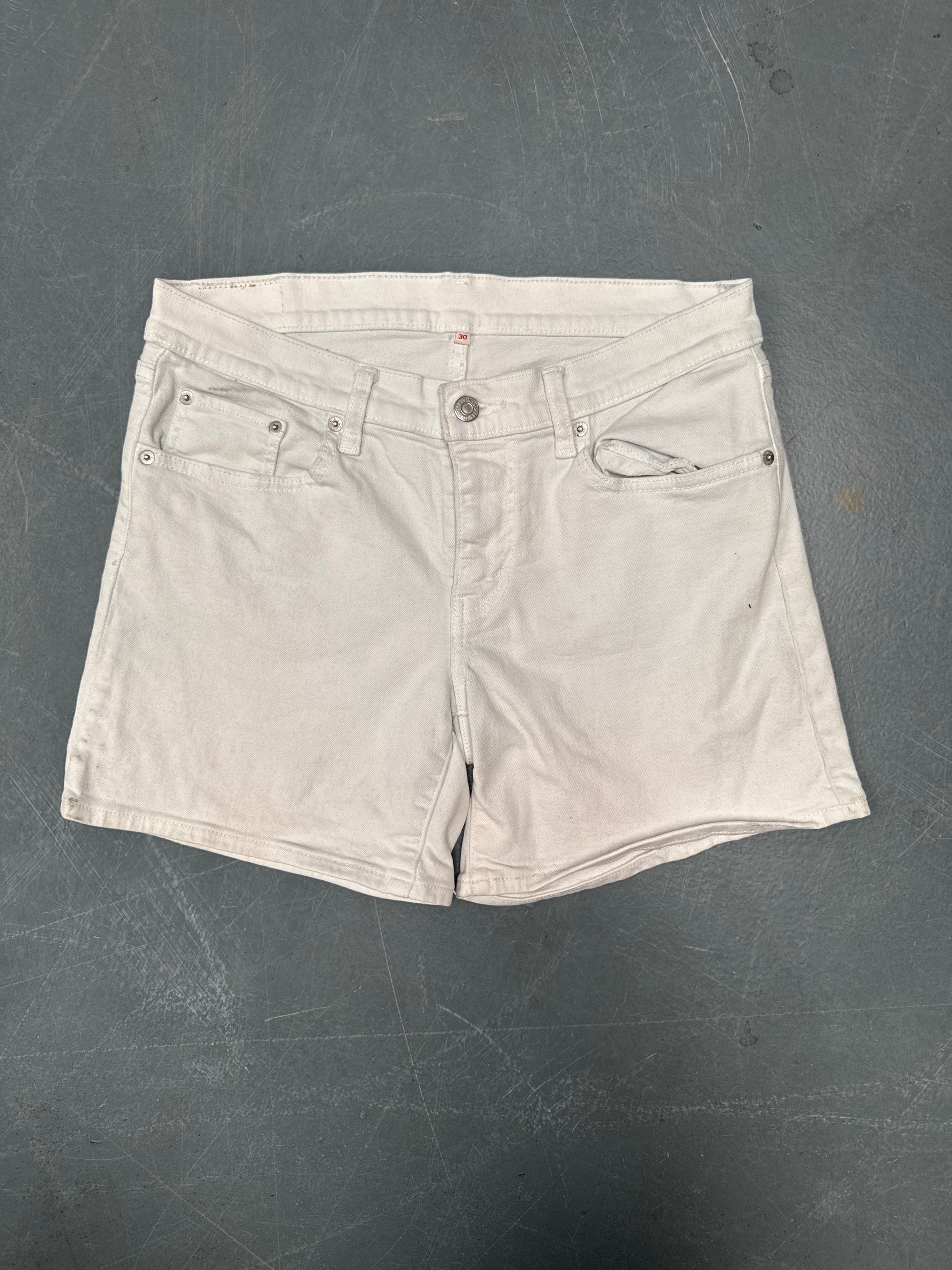 Vintage Ladies Levis Cut Off Denim Shorts - 90s Made - W 31 - SH413