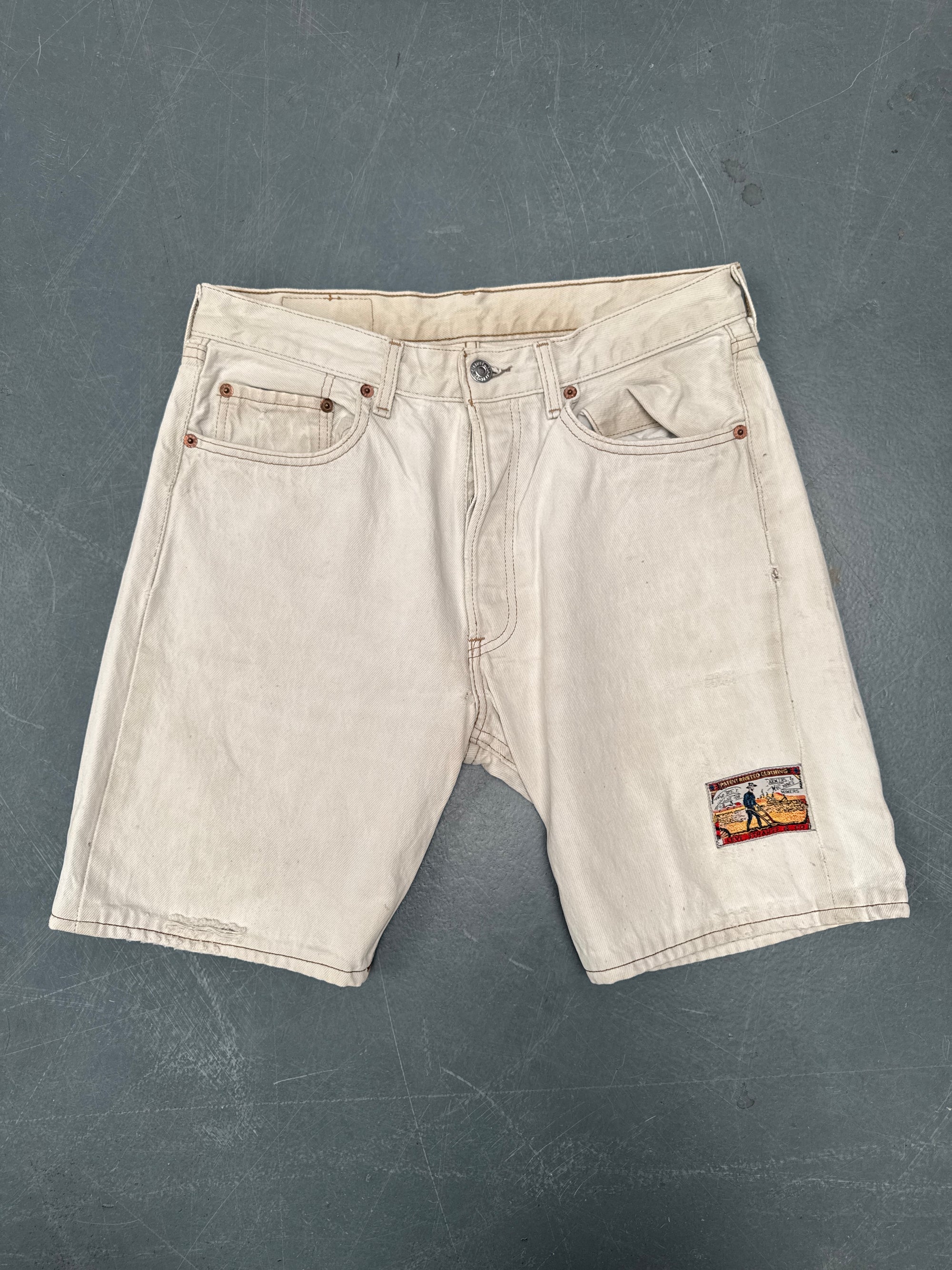 Vintage Ladies Levis Cut Off Denim Shorts - 90s Made - W 30 - SH432