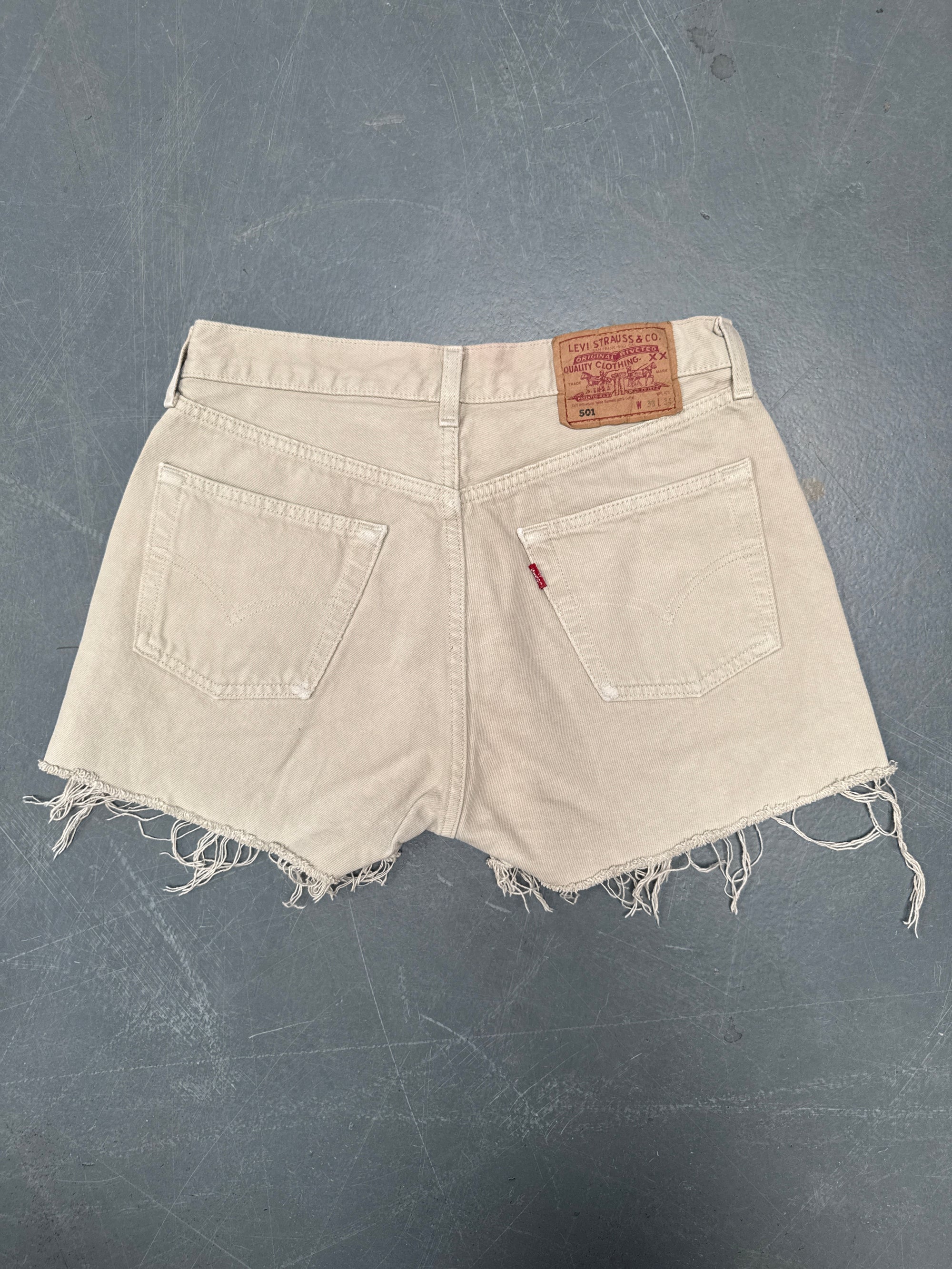 Vintage Ladies Levis Cut Off Denim Shorts - 90s Made - W 28 - SH438
