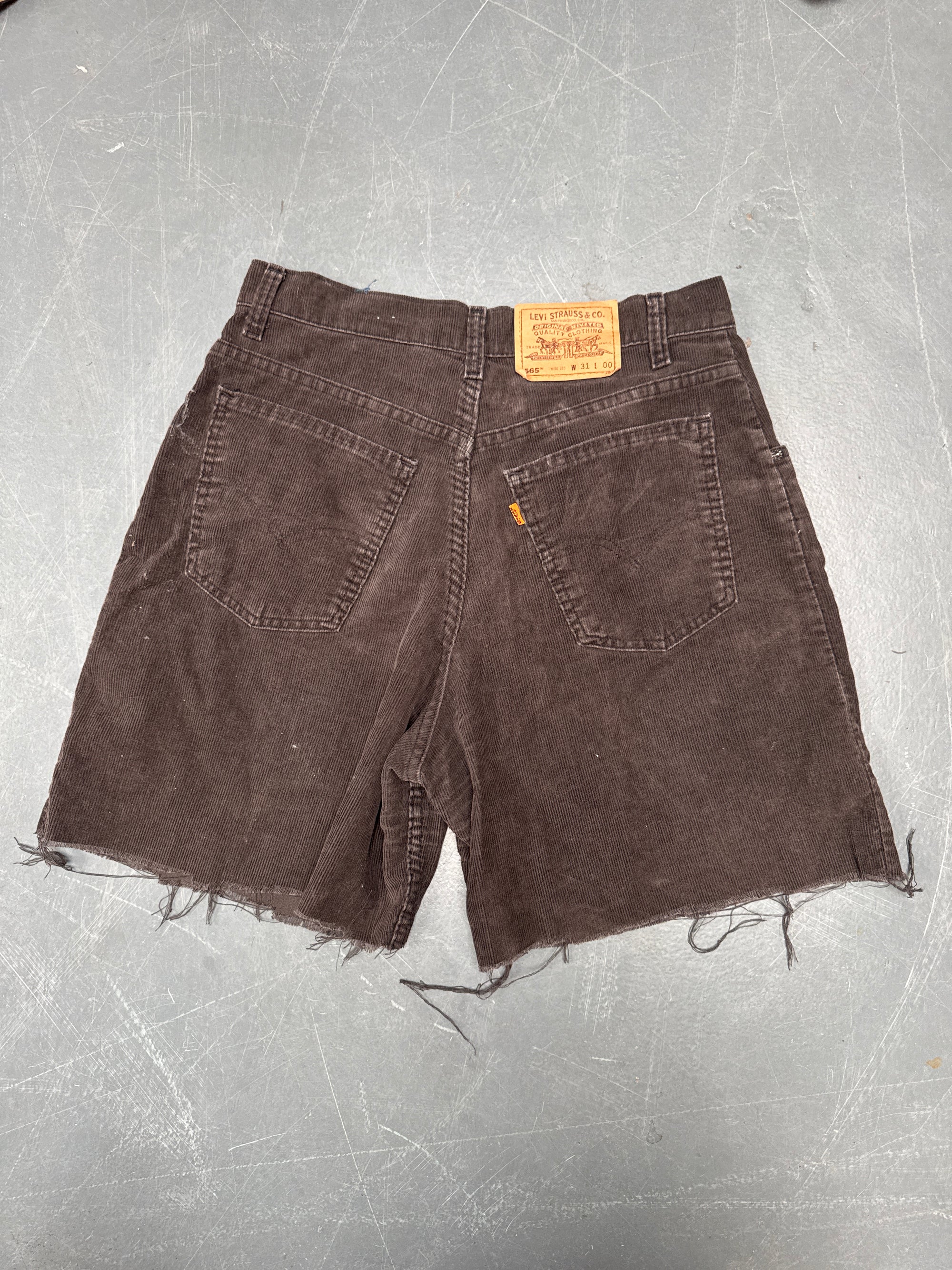 Vintage Ladies Levis Cut Off Denim Shorts - 90s Made - W 30 - SH448