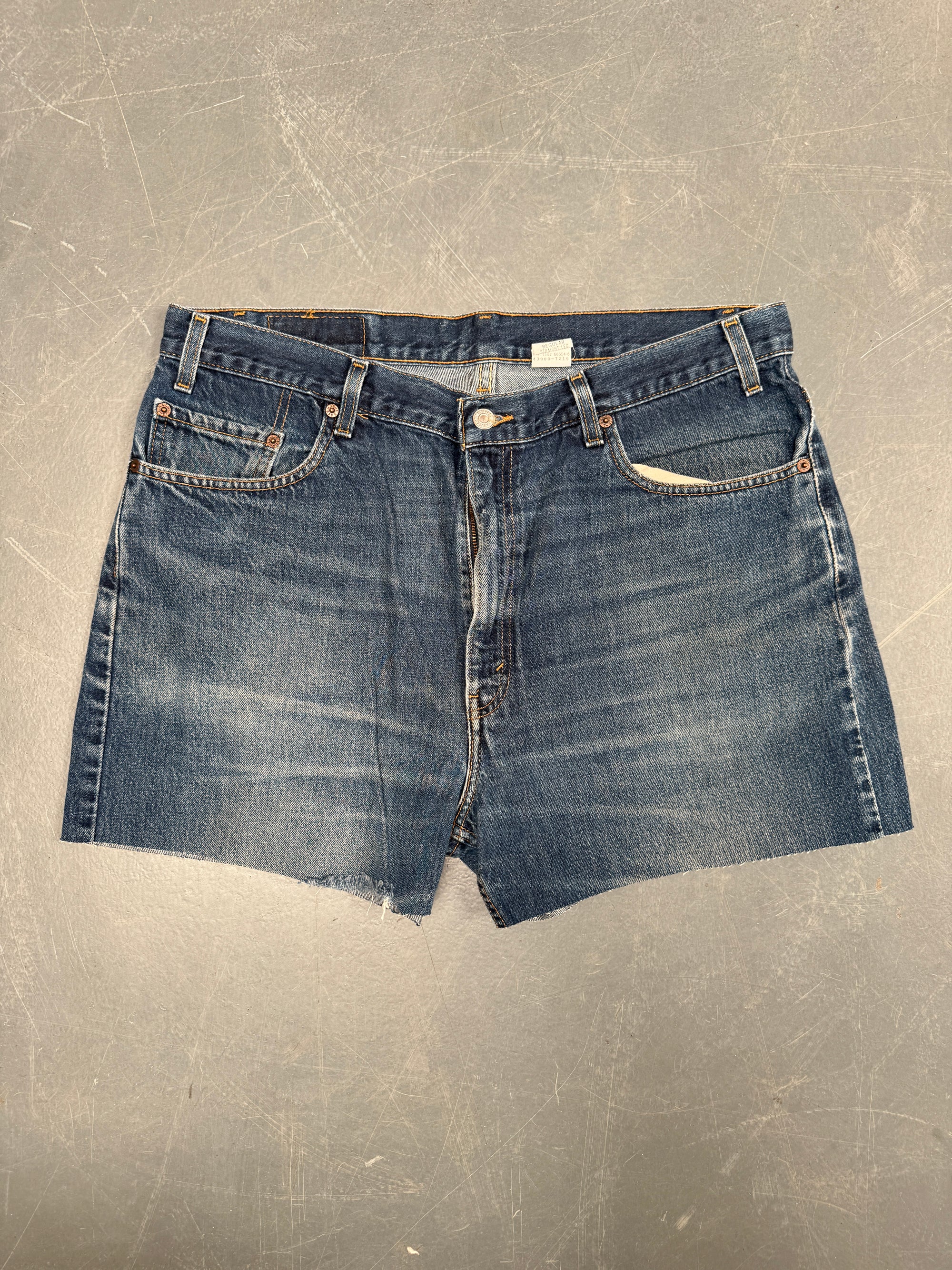 Vintage Ladies Levis Cut Off Denim Shorts - 90s Made - W 36 - SH462