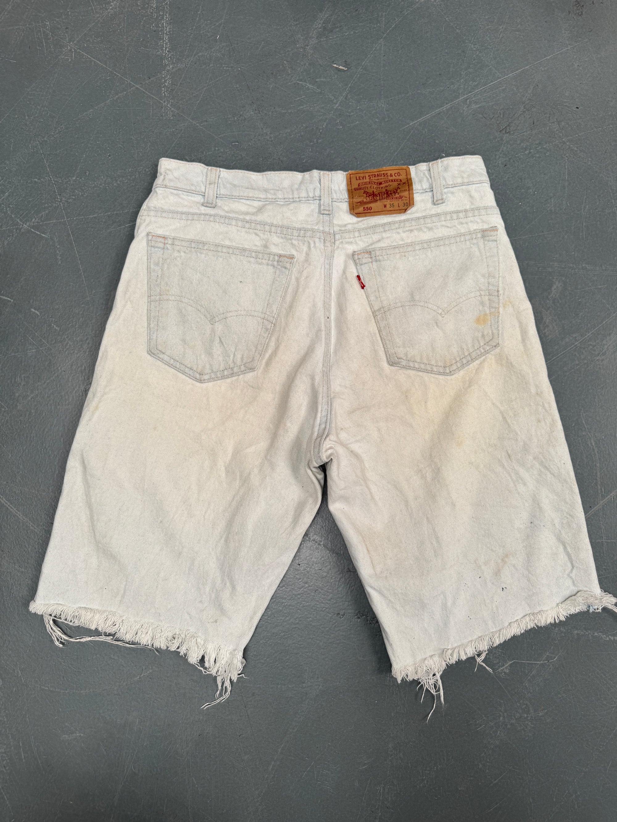 Vintage Ladies Levis Cut Off Denim Shorts - 90s Made - W 32 - SH471