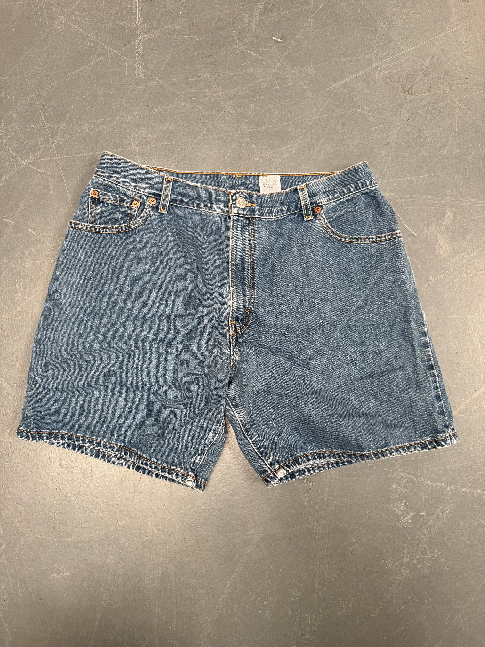 Vintage Ladies Levis Cut Off Denim Shorts - 90s Made - W 32 - SH472