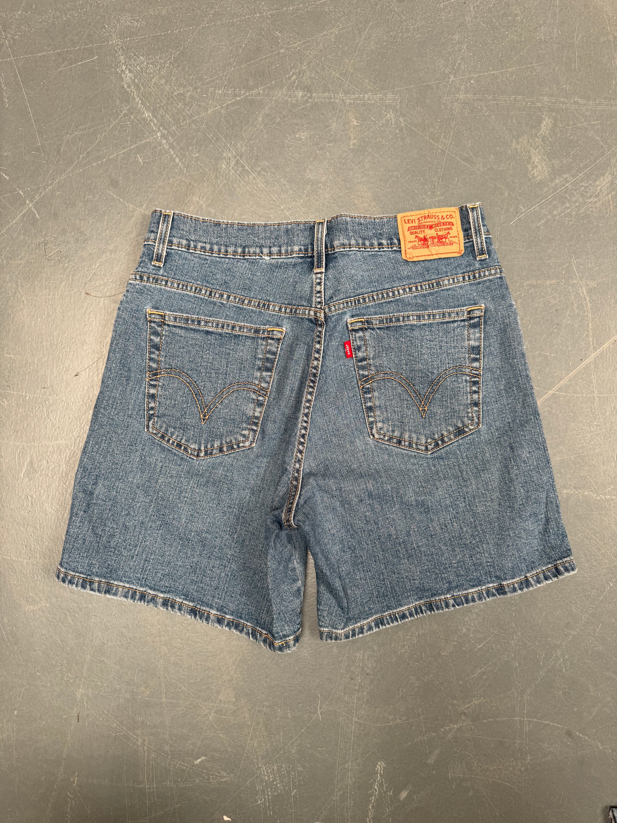 Vintage Ladies Levis Cut Off Denim Shorts - 90s Made - W 31 - SH475