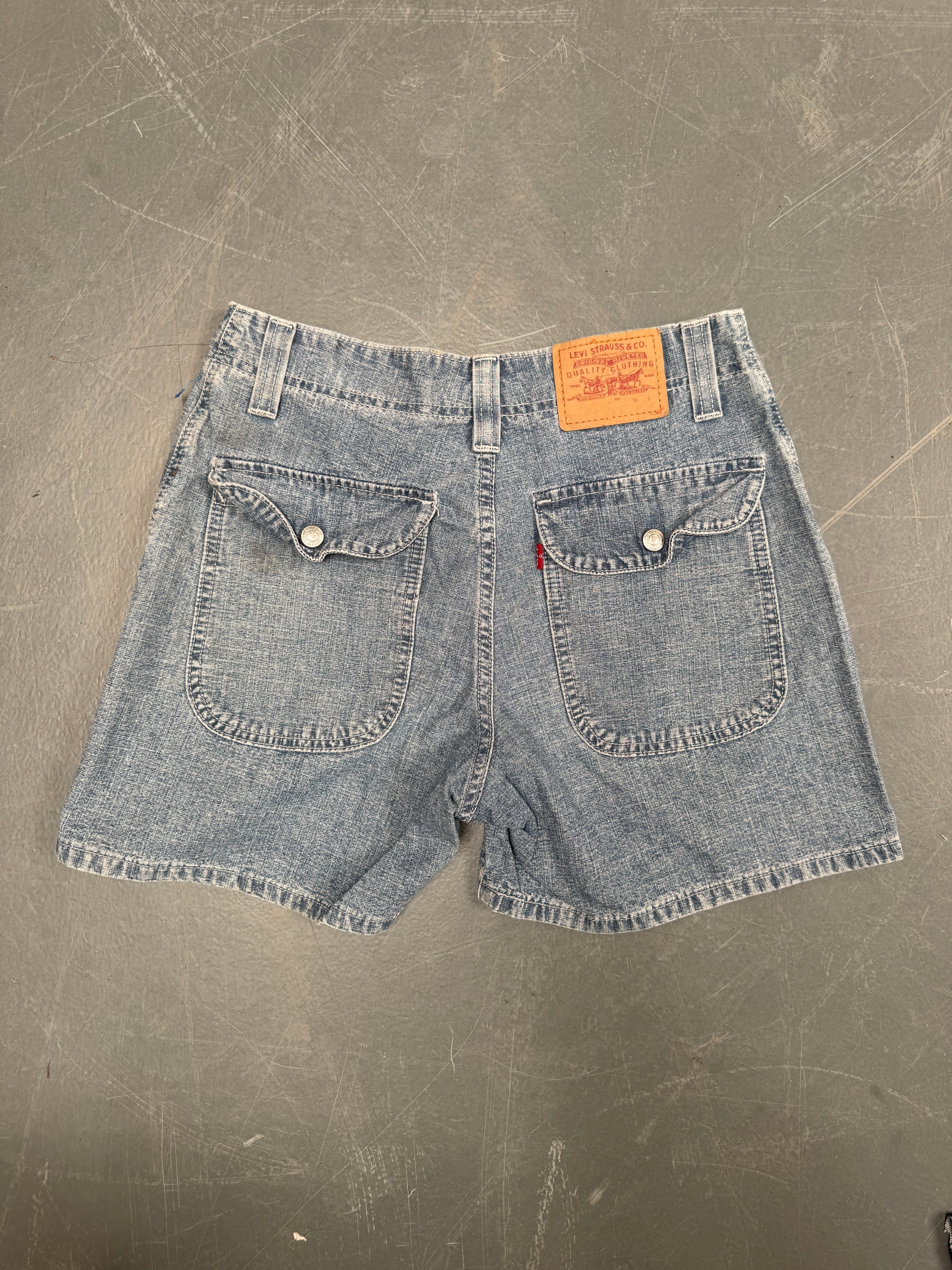 Vintage Ladies Levis Cut Off Denim Shorts - 90s Made - W 28 - SH478