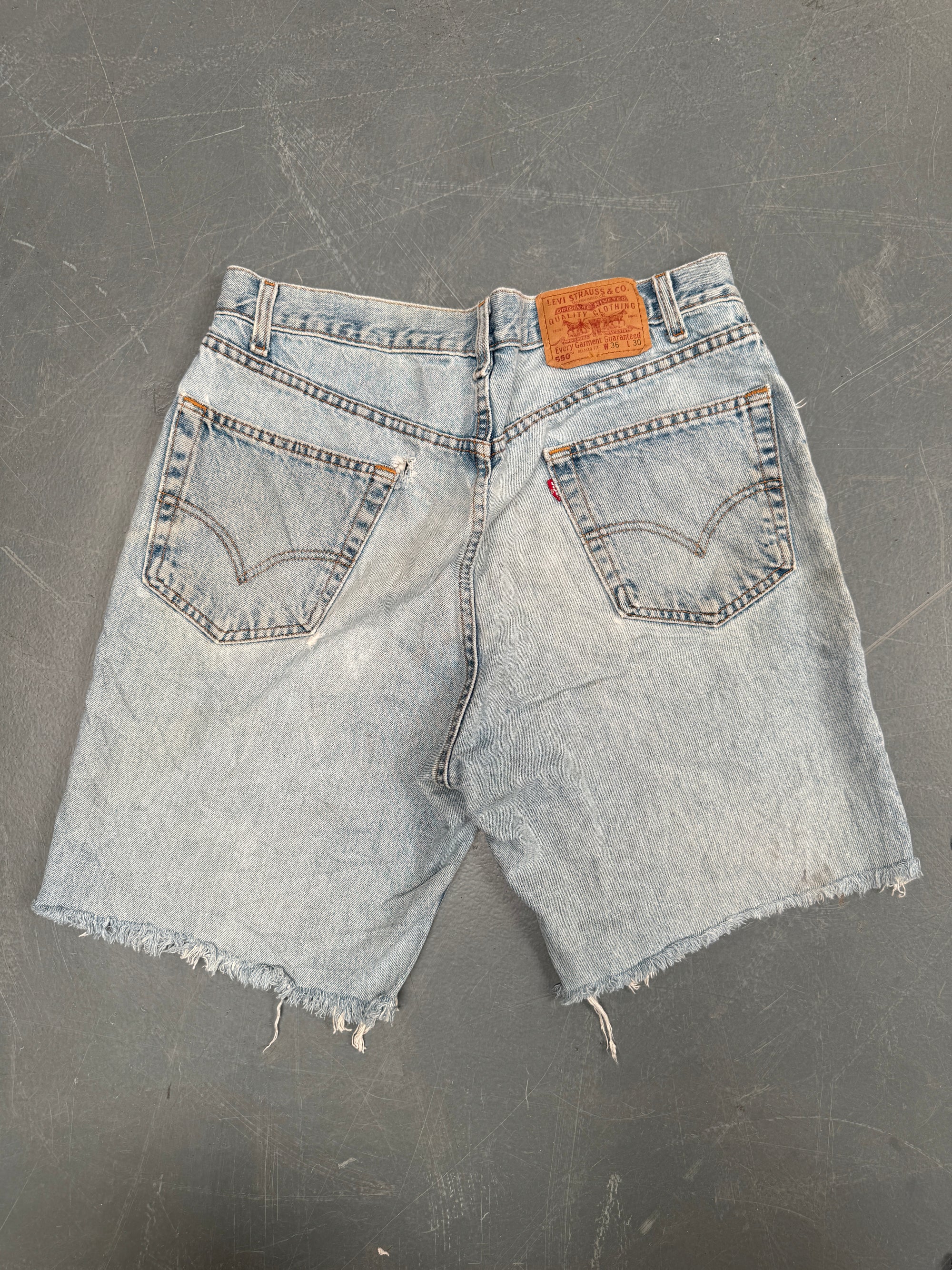 Vintage Ladies Levis Cut Off Denim Shorts - 90s Made - W 34 - SH484