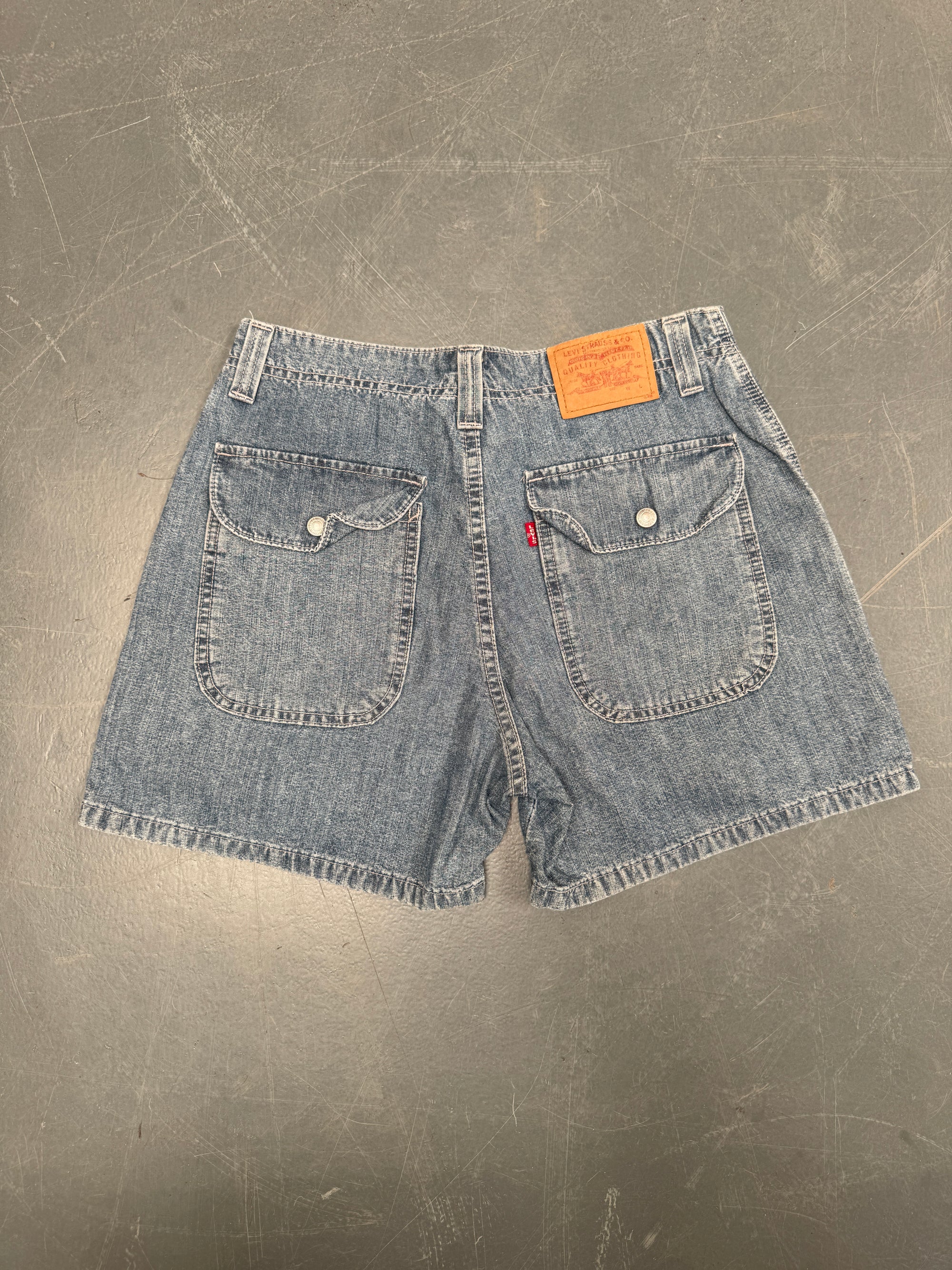 Vintage Ladies Levis Cut Off Denim Shorts - 90s Made - W 28 - SH497