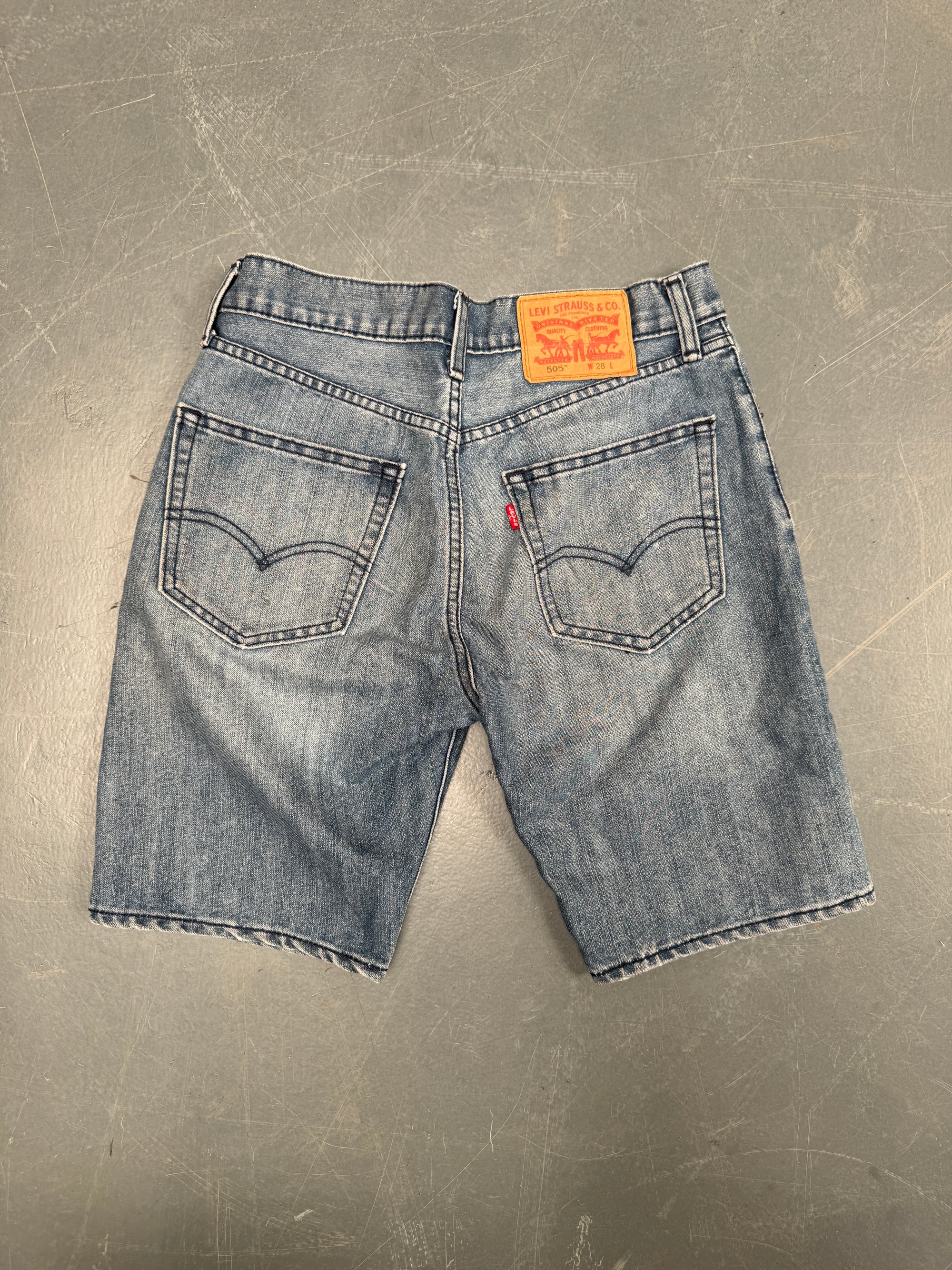 Vintage Ladies Levis Cut Off Denim Shorts - 90s Made - W 28 - SH501