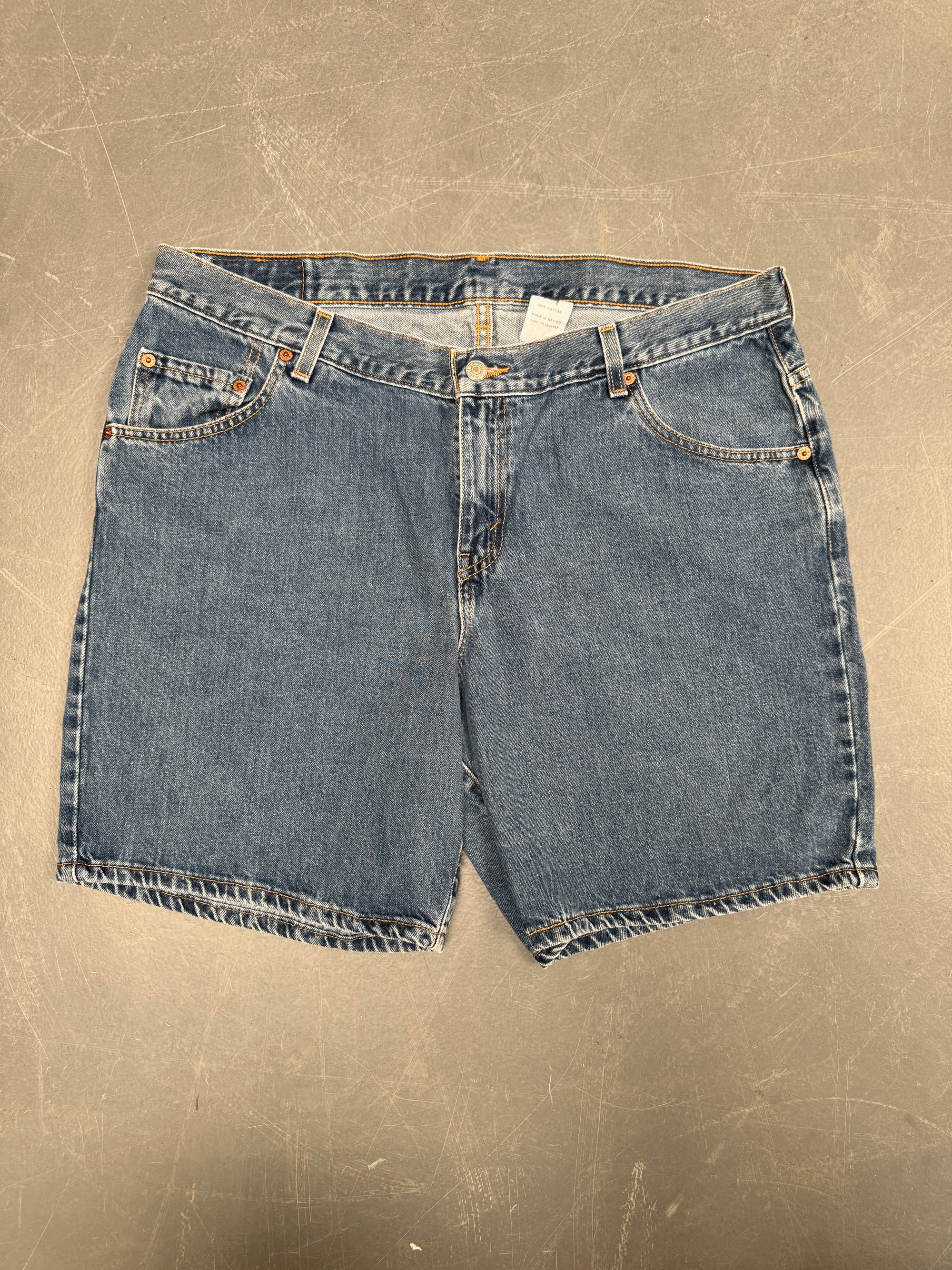 Vintage Ladies Levis Cut Off Denim Shorts - 90s Made - W 37 - SH502