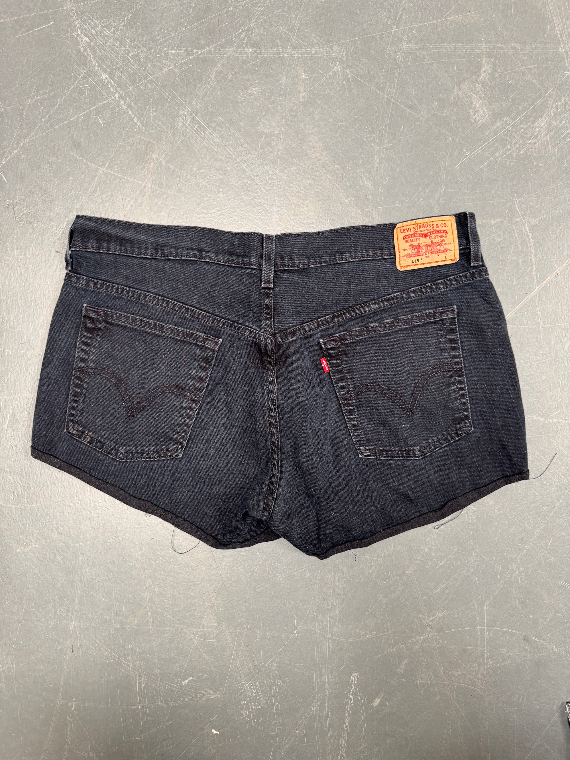 Vintage Ladies Levis Cut Off Denim Shorts - 90s Made - W 36 - SH505