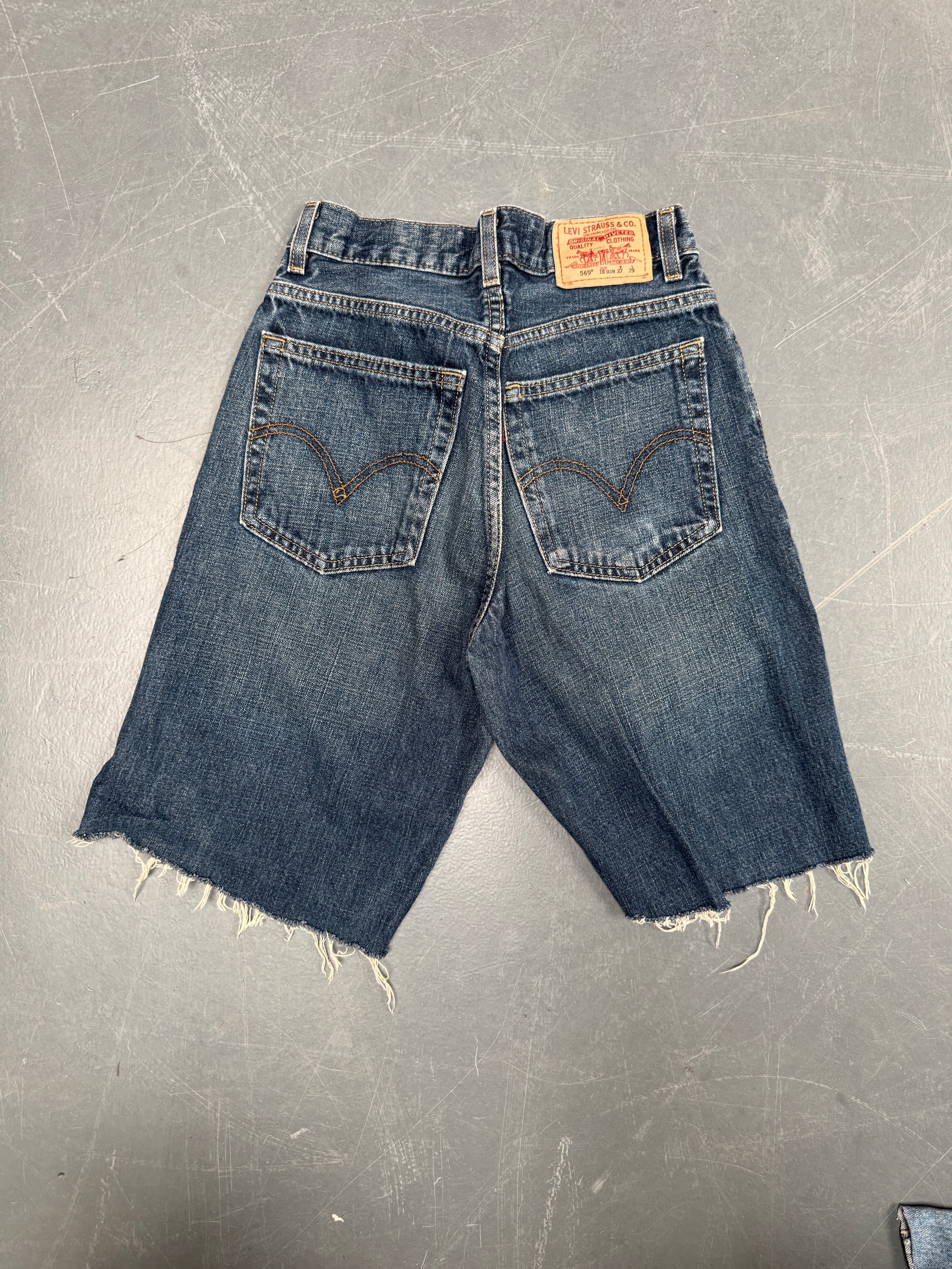 Vintage Ladies Levis Cut Off Denim Shorts - 90s Made - W 24 - SH509