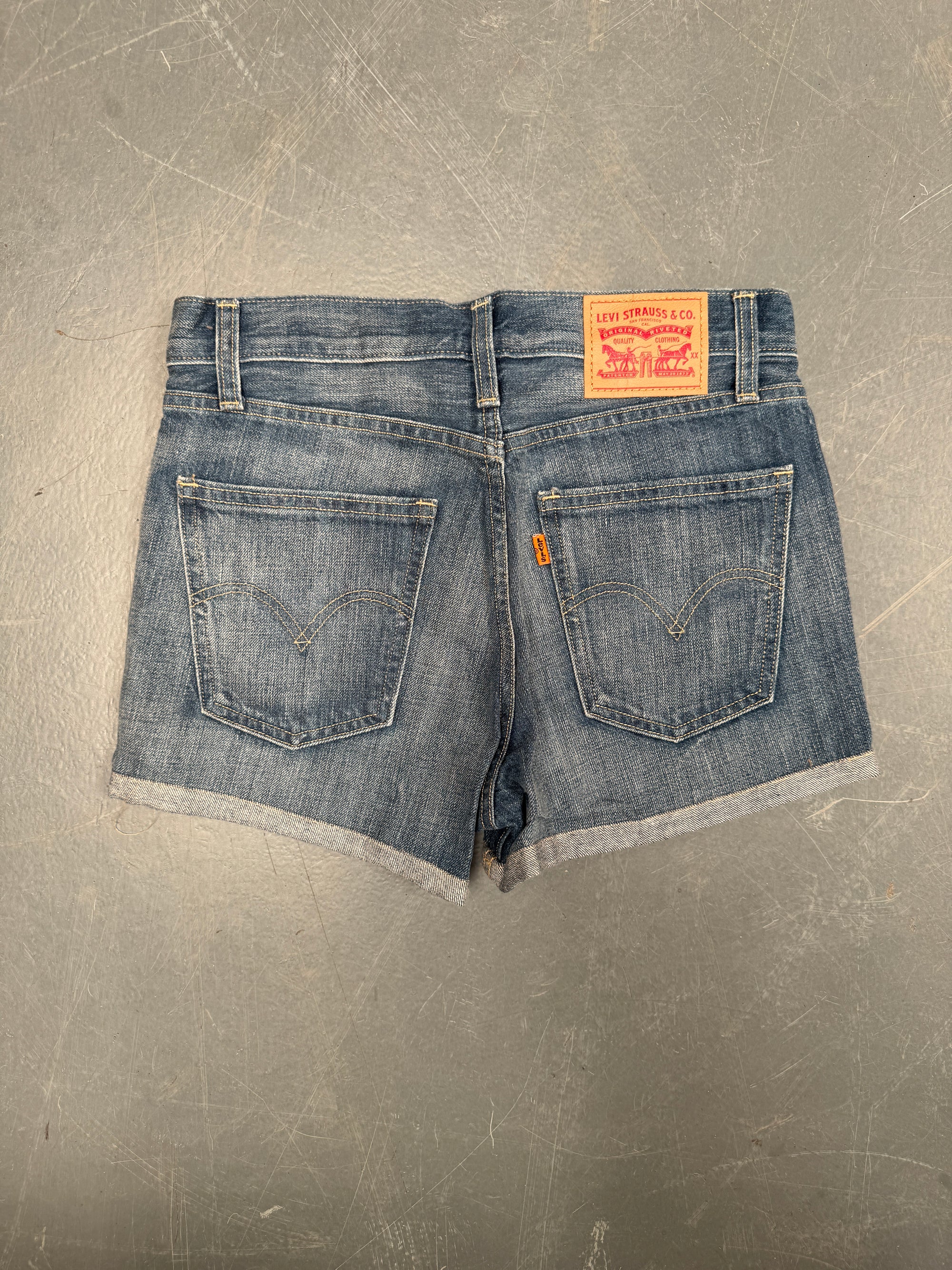 Vintage Ladies Levis Cut Off Denim Shorts - 90s Made - W 26 - SH512