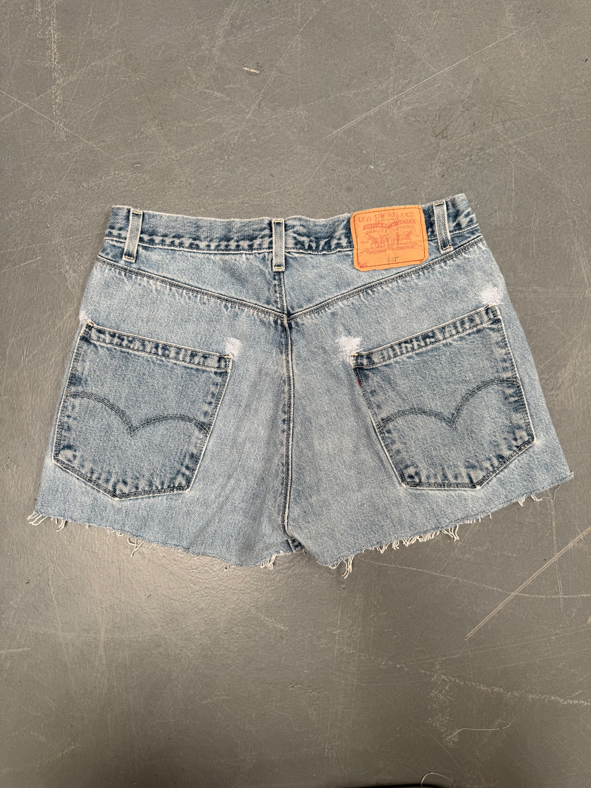 Vintage Ladies Levis Cut Off Denim Shorts - 90s Made - W 30 - SH516