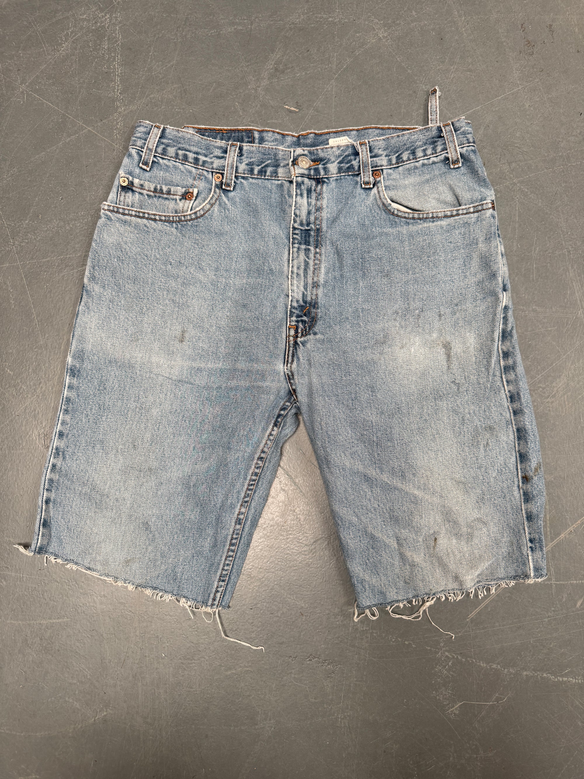 Vintage Ladies Levis Cut Off Denim Shorts - 90s Made - W 32 - SH518