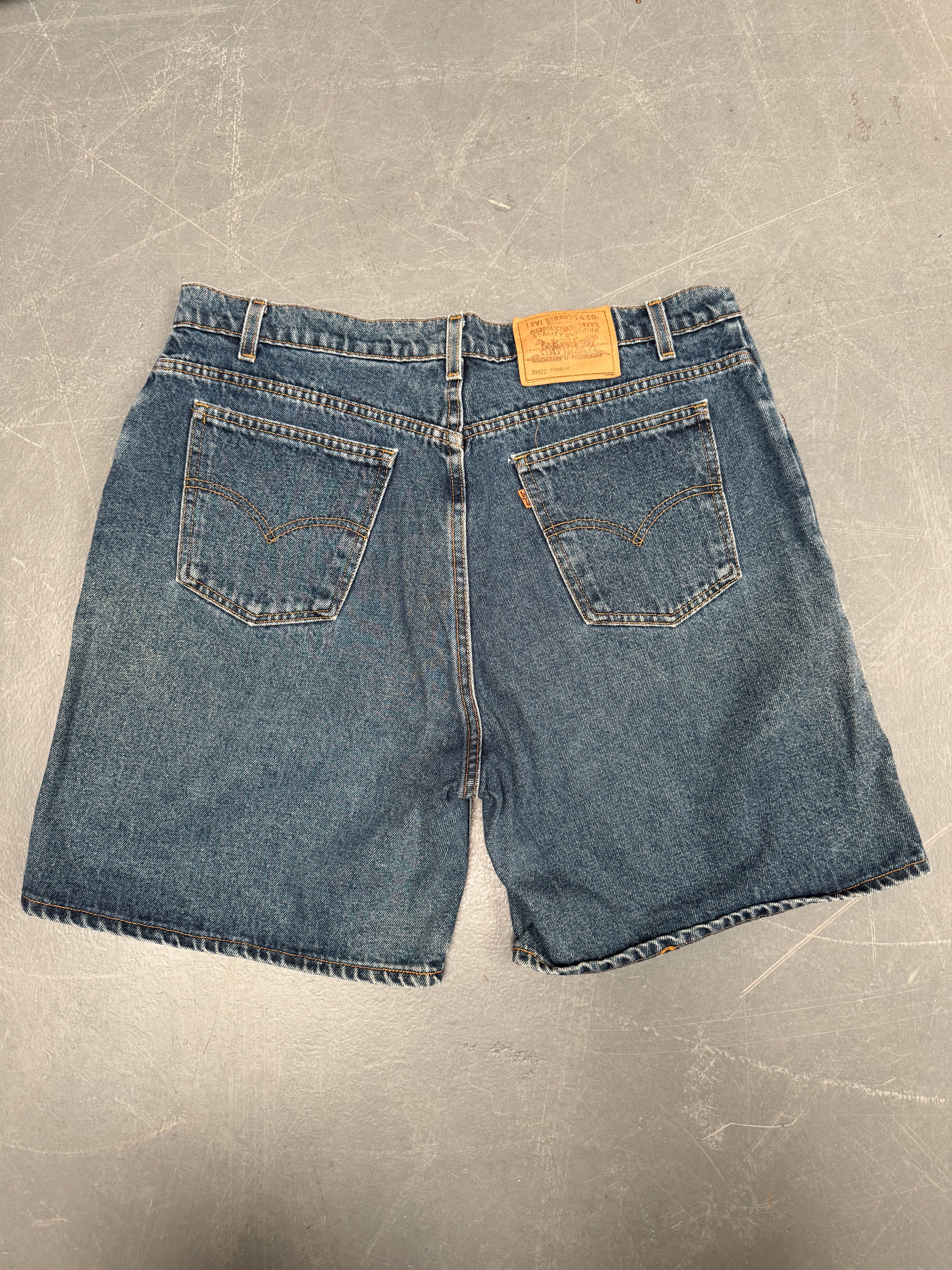 Vintage Ladies Levis Cut Off Denim Shorts - 90s Made - W 36 - SH520