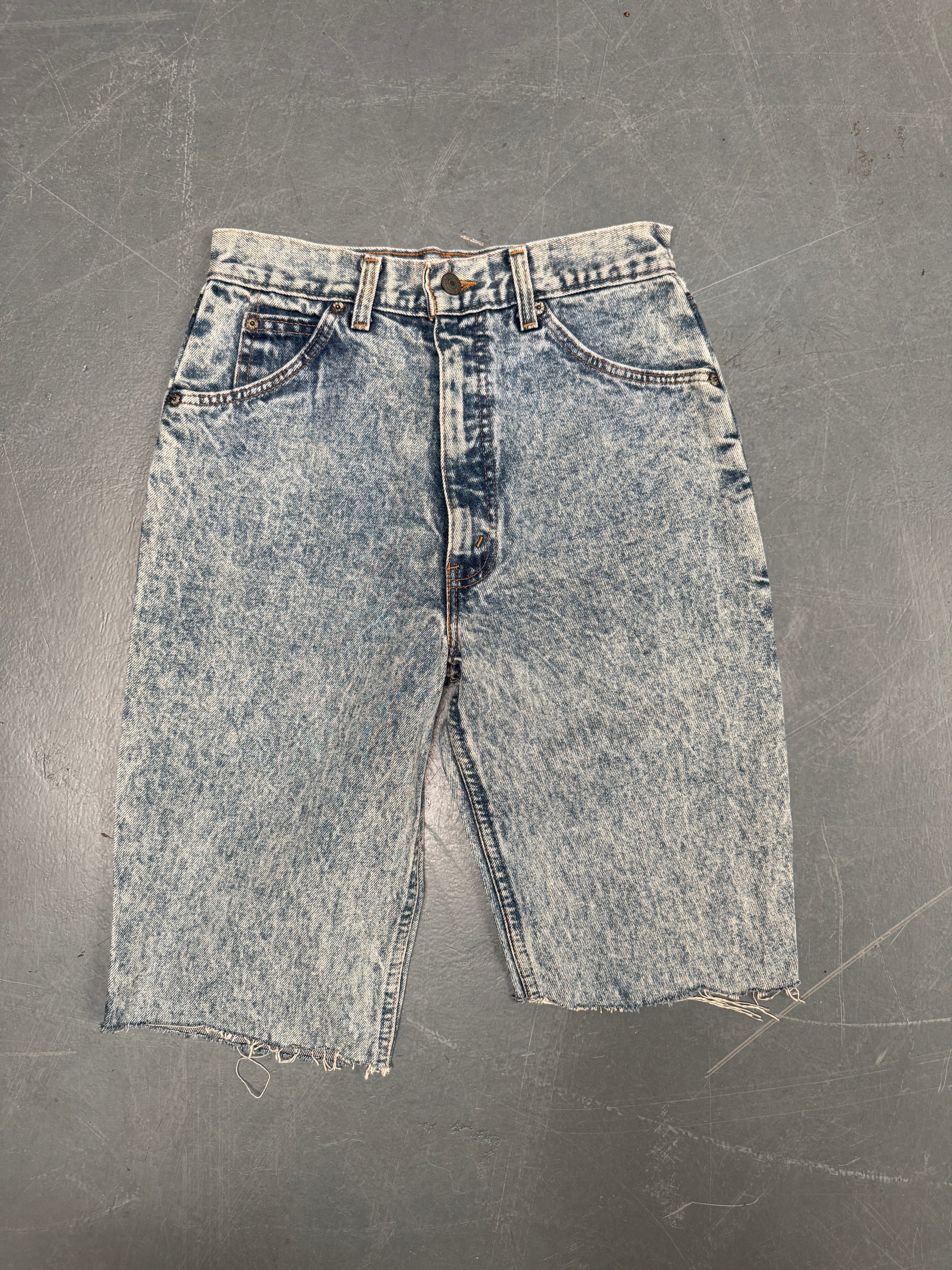 Vintage Ladies Levis Cut Off Denim Shorts - 90s Made - W 27 - SH526
