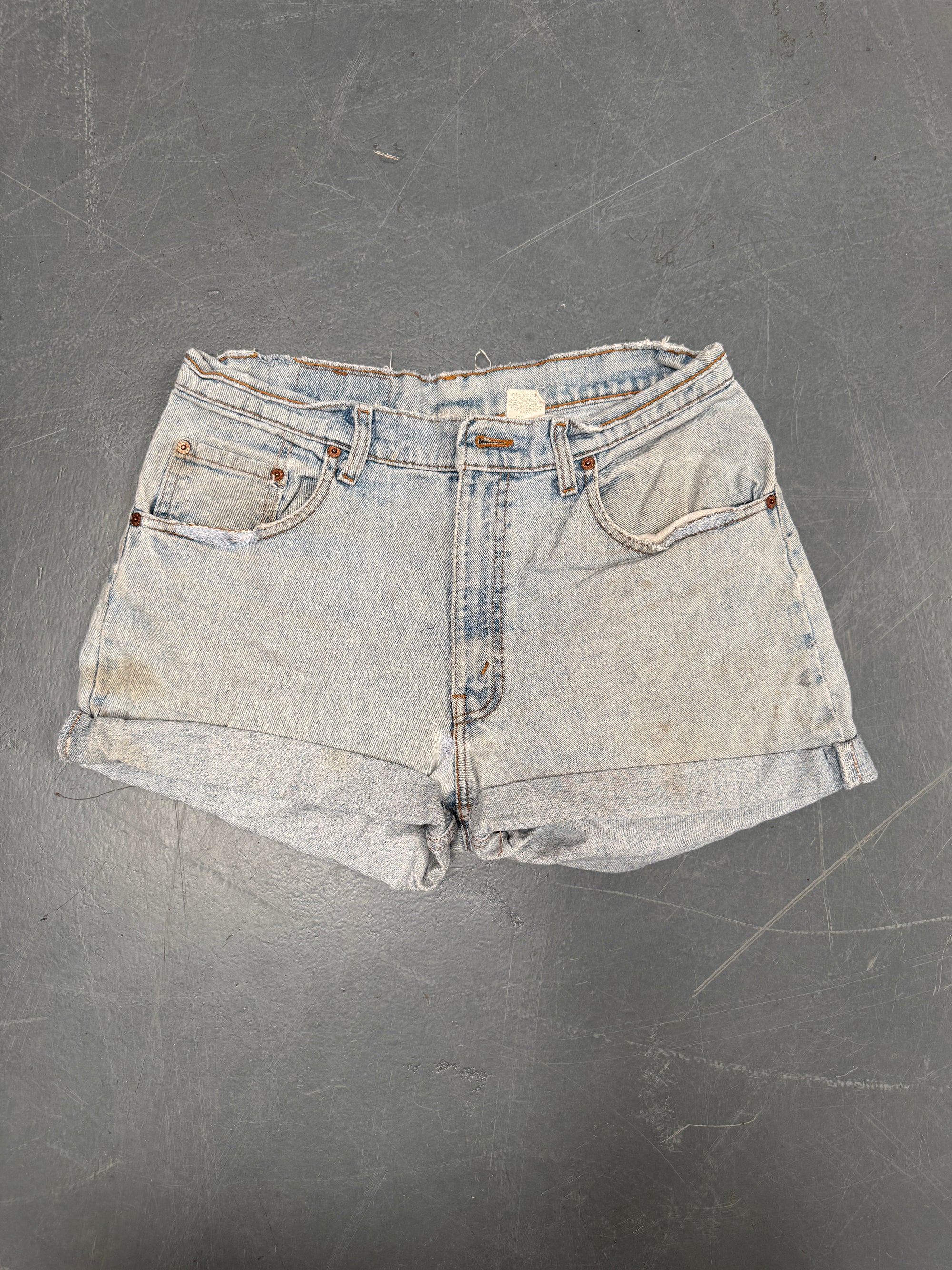 Vintage Ladies Levis Cut Off Denim Shorts - 90s Made - W 30 - SH527