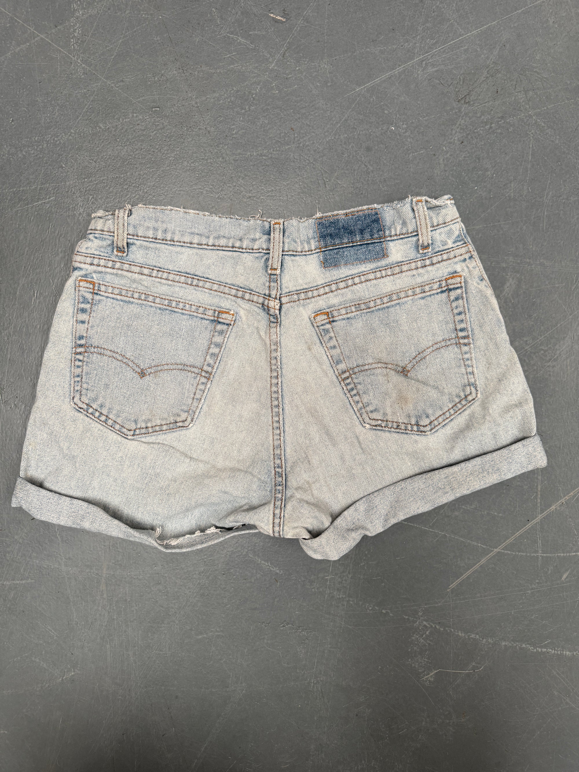 Vintage Ladies Levis Cut Off Denim Shorts - 90s Made - W 30 - SH527
