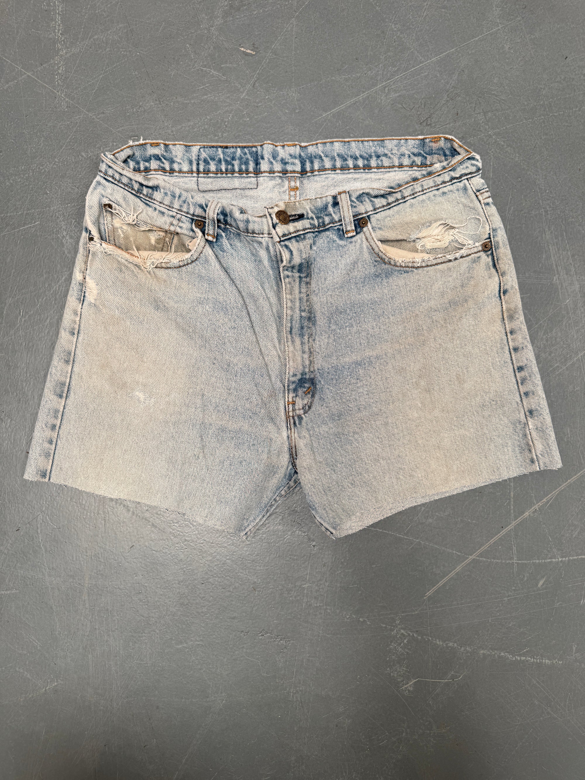 Vintage Ladies Levis Cut Off Denim Shorts - 90s Made - W 34 - SH537