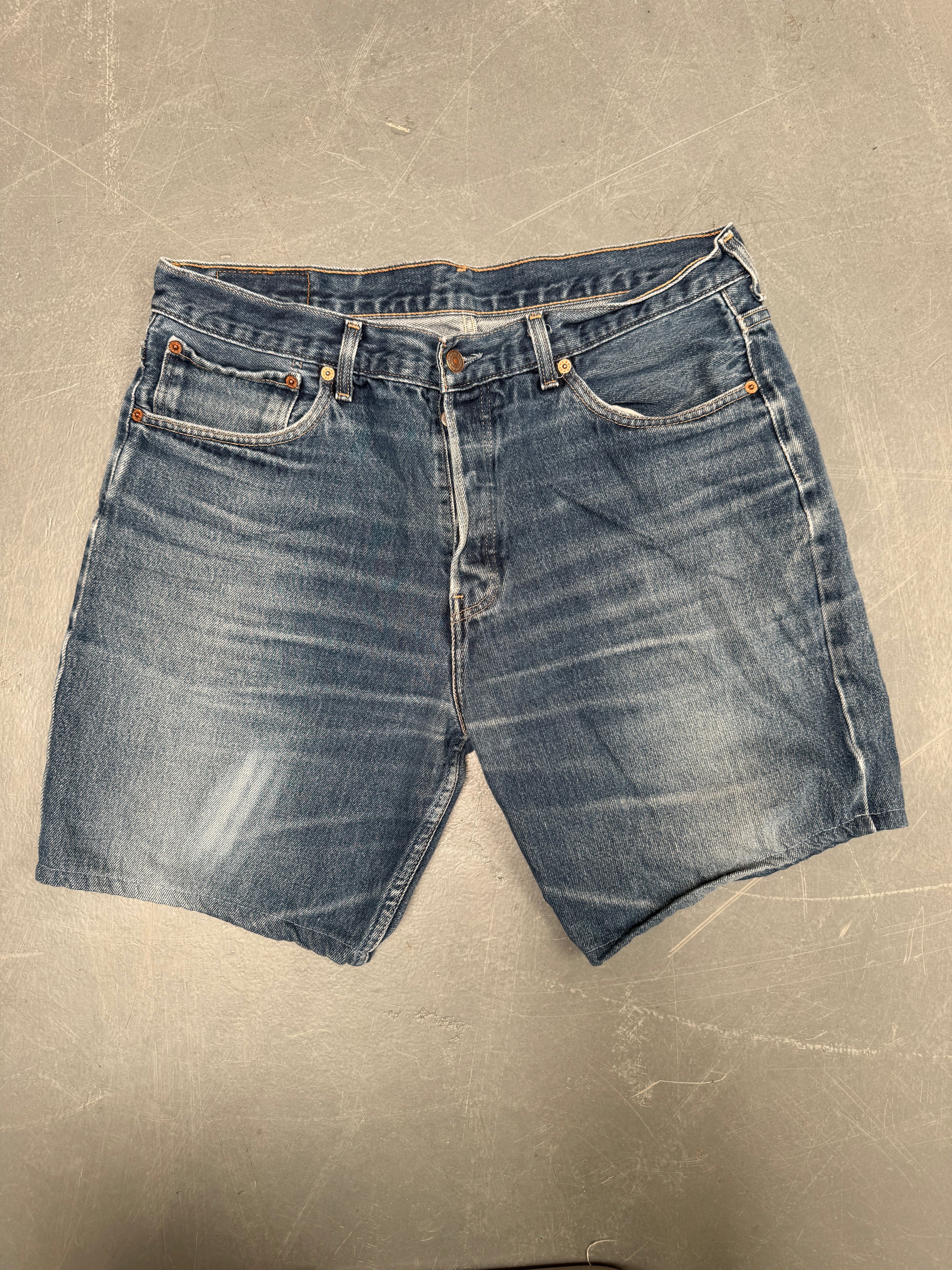 Vintage Ladies Levis Cut Off Denim Shorts - 90s Made - W 36 - SH542