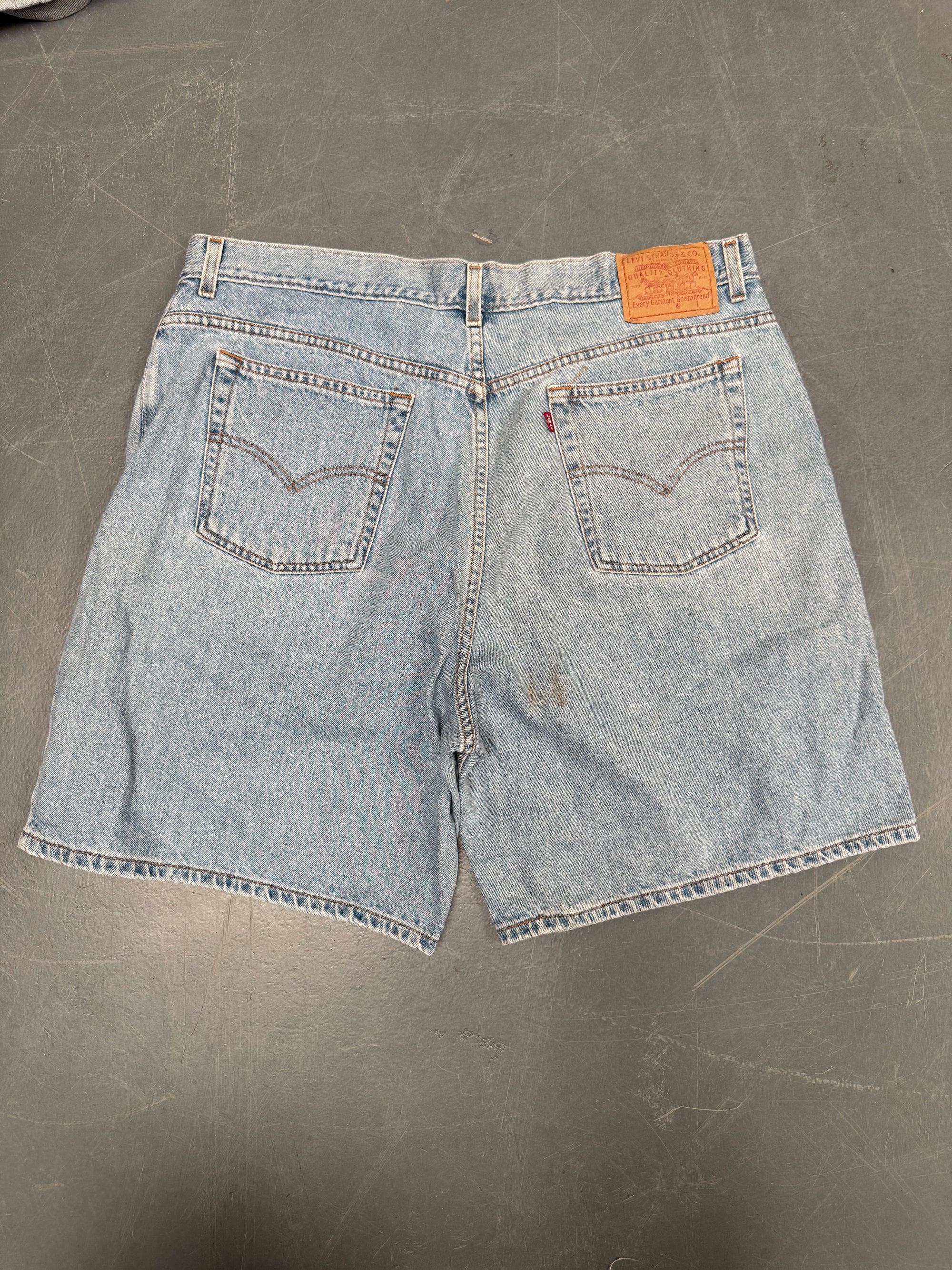 Vintage Ladies Levis Cut Off Denim Shorts - 90s Made - W 38 - SH560