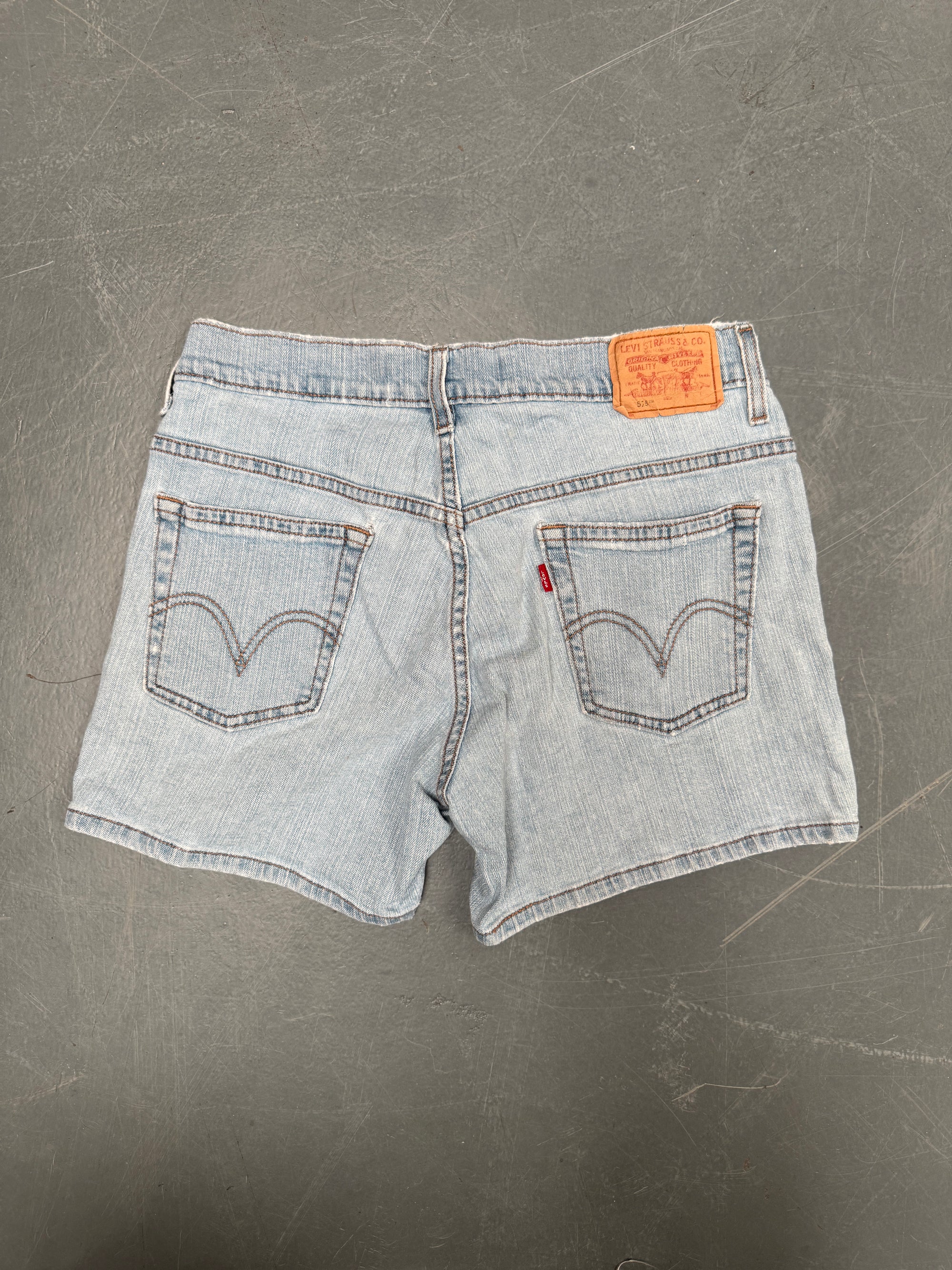 Vintage Ladies Levis Cut Off Denim Shorts - 90s Made - W 28 - SH566