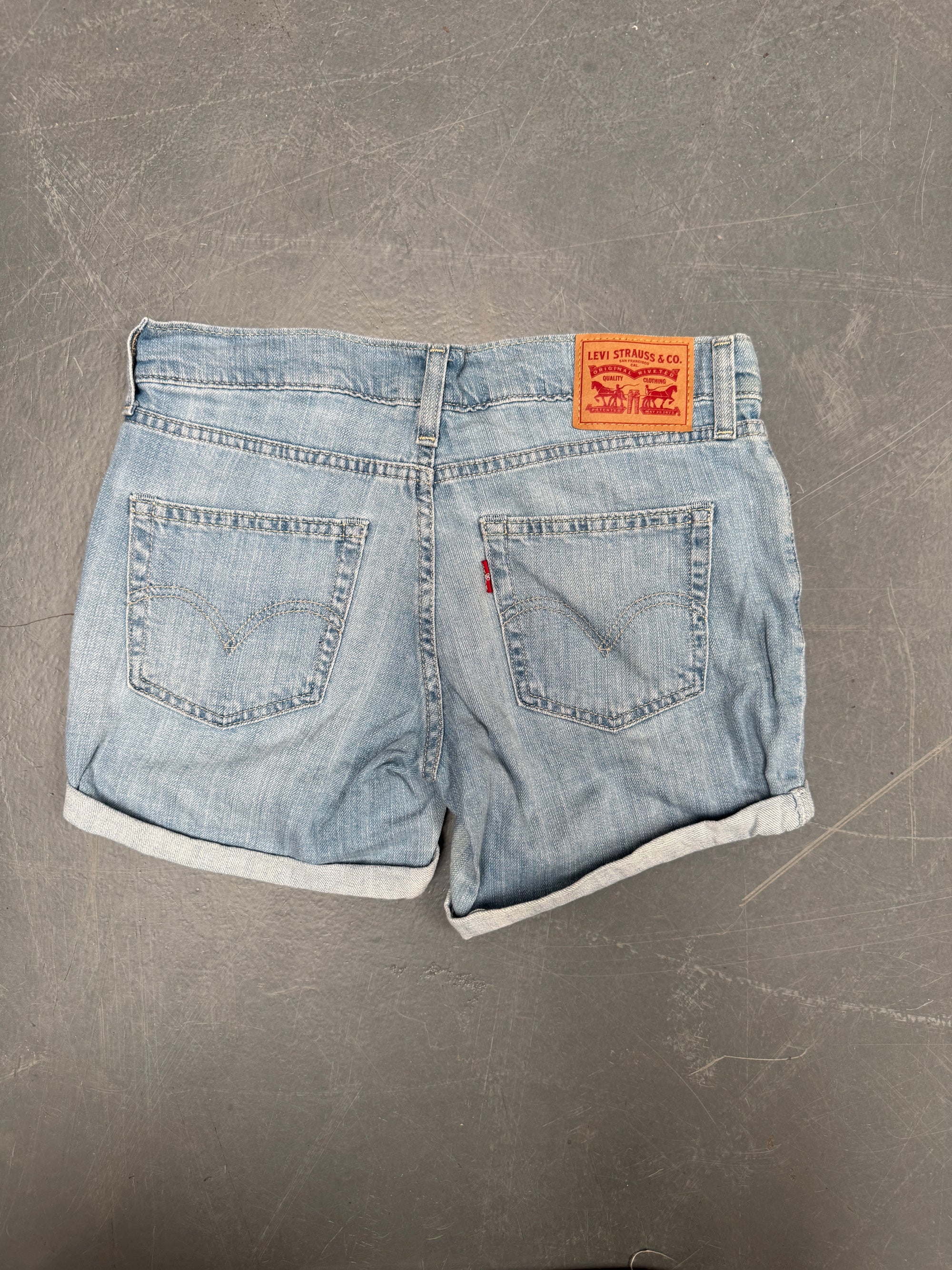 Vintage Ladies Levis Cut Off Denim Shorts - 90s Made - W 28 - SH567
