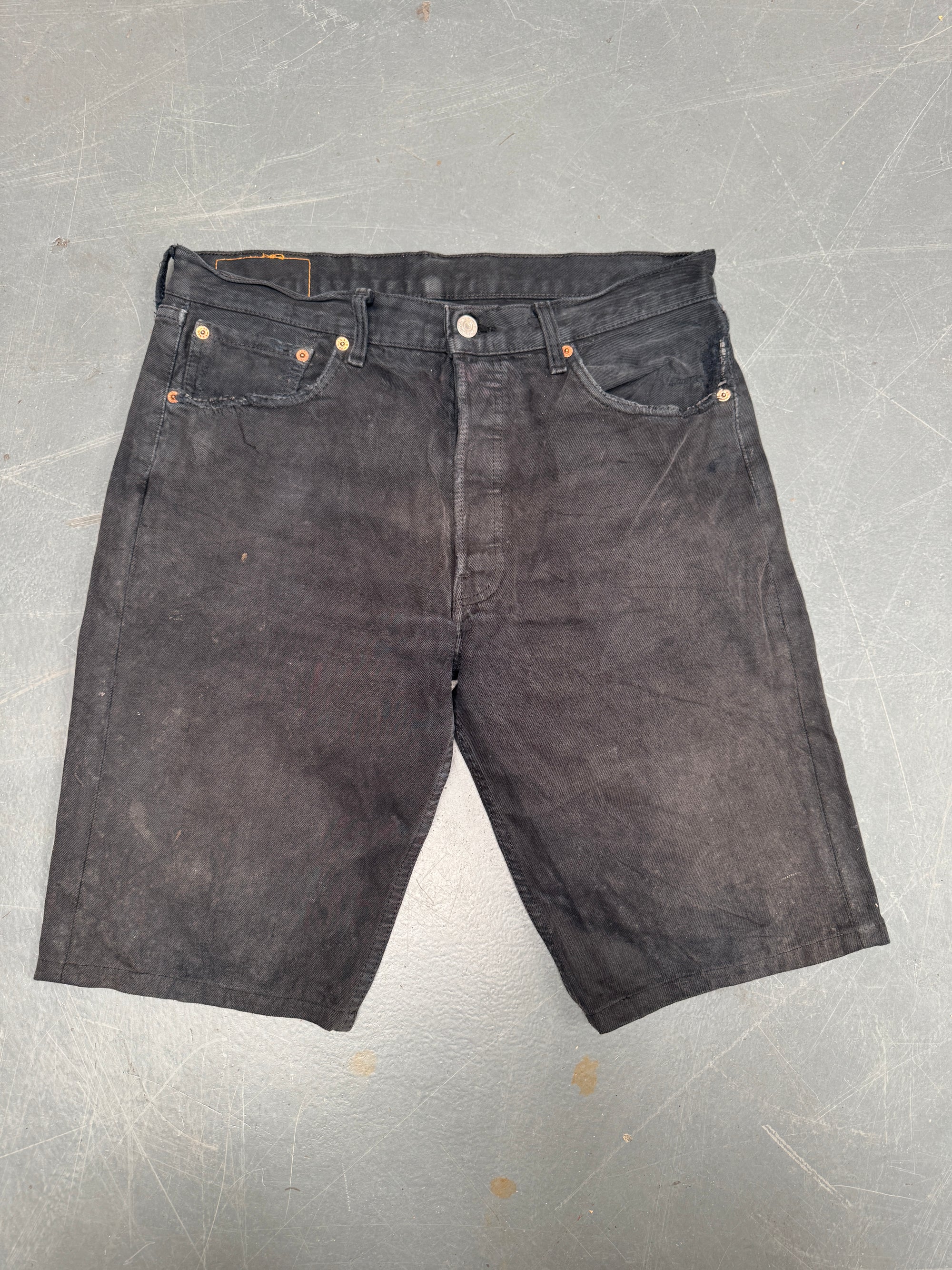 Vintage Levis Cut Off Denim Shorts - 90s Made - W 32 - SH575